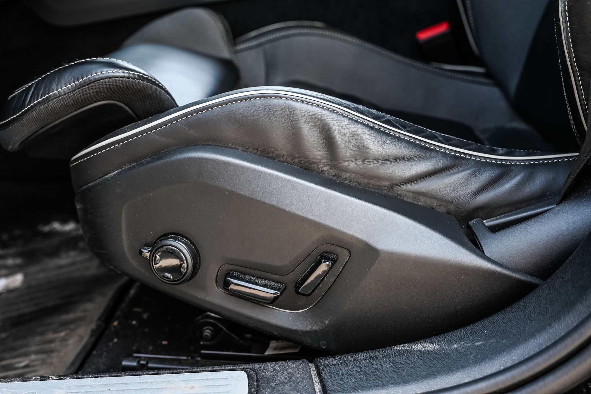 2021 Volvo S60 in Pointe-Claire, Quebec