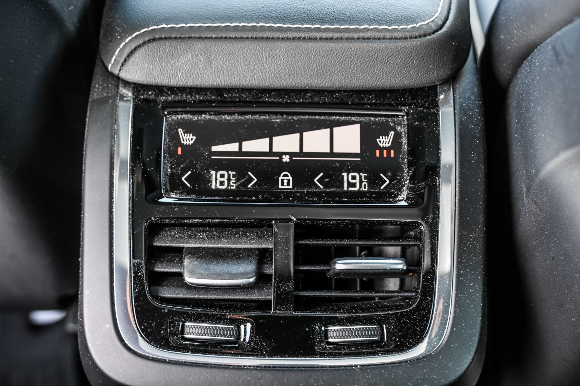 2021 Volvo S60 in Pointe-Claire, Quebec