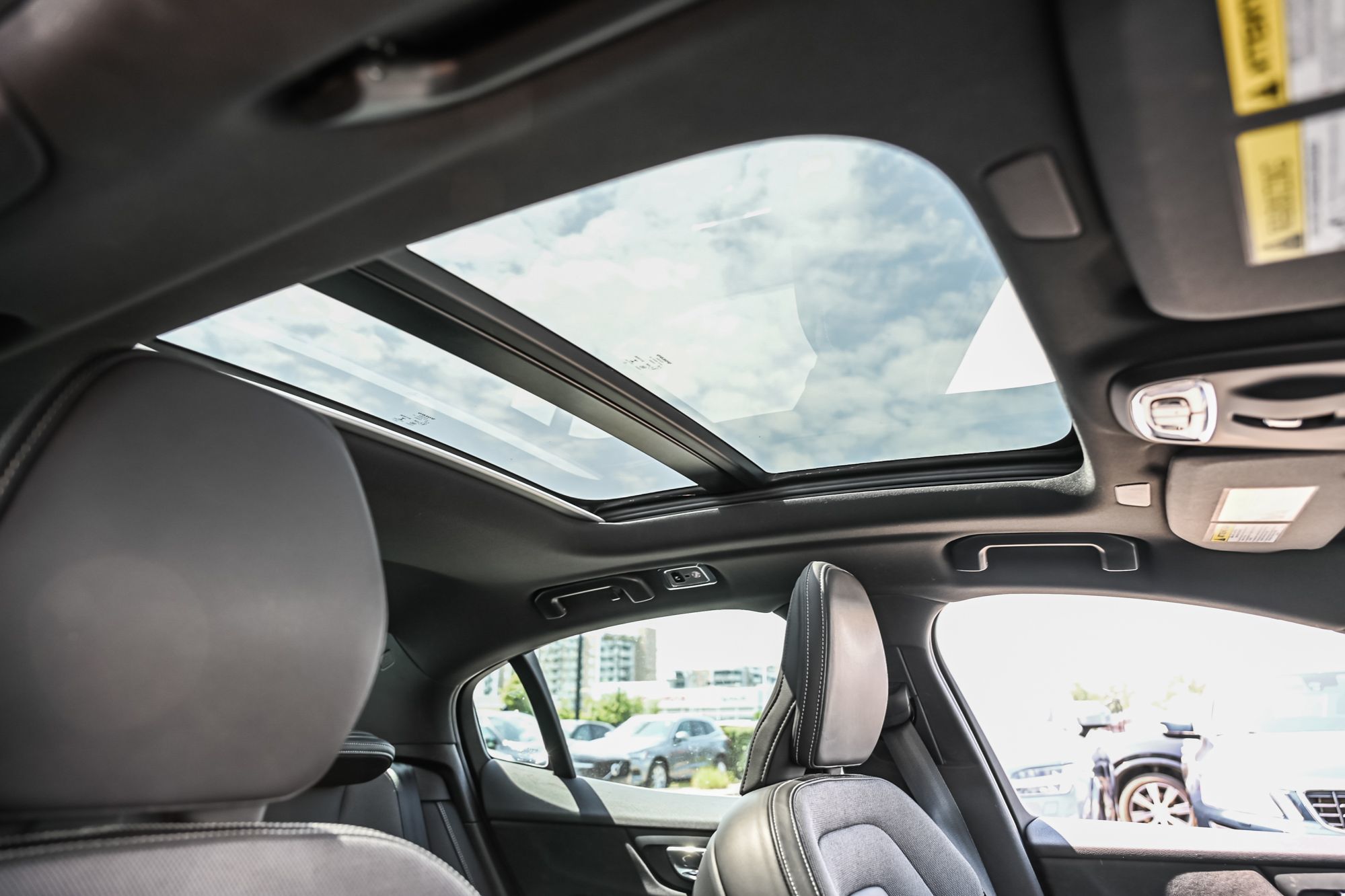 2021 Volvo S60 in Pointe-Claire, Quebec