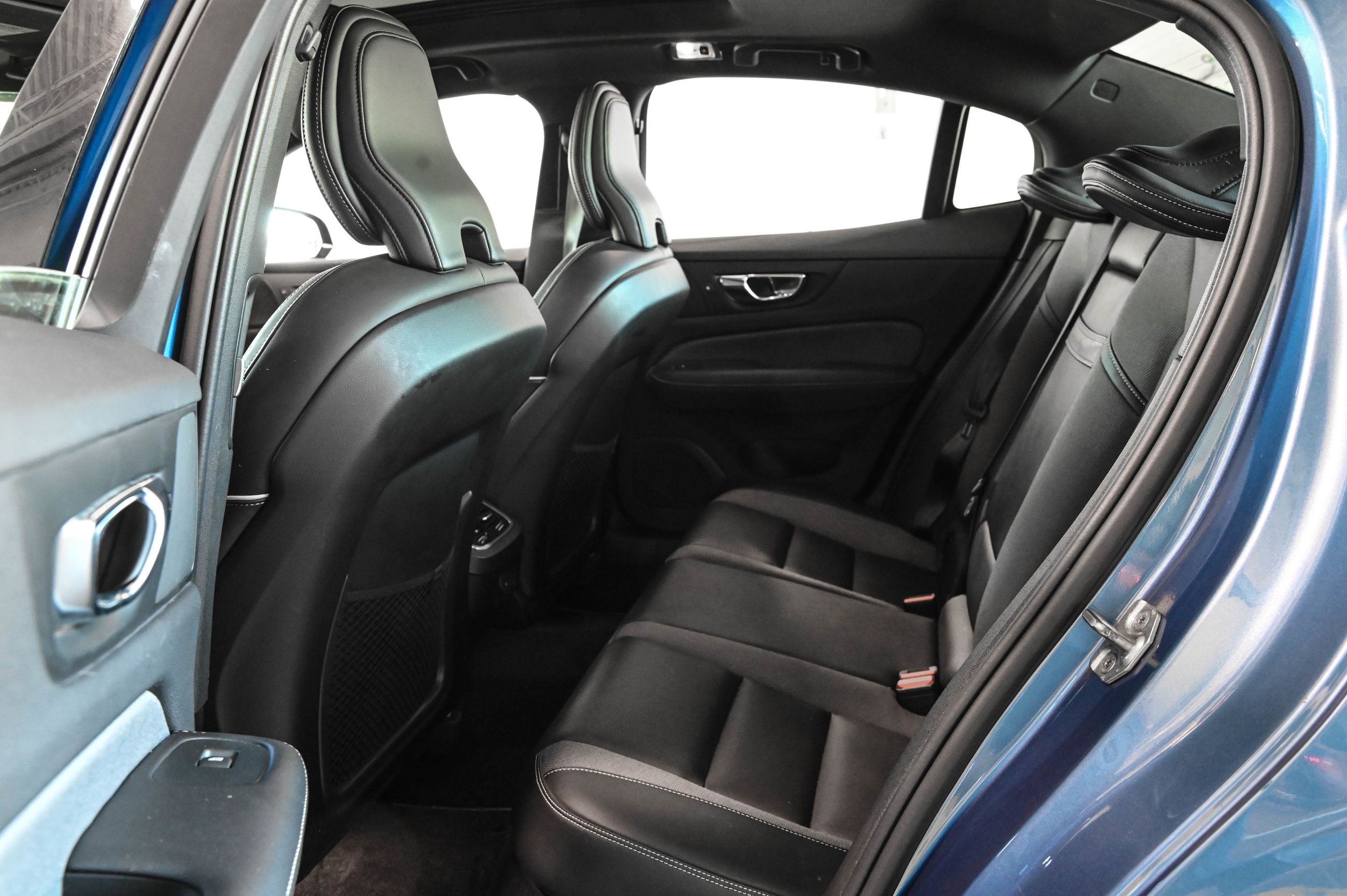 2021 Volvo S60 in Pointe-Claire, Quebec