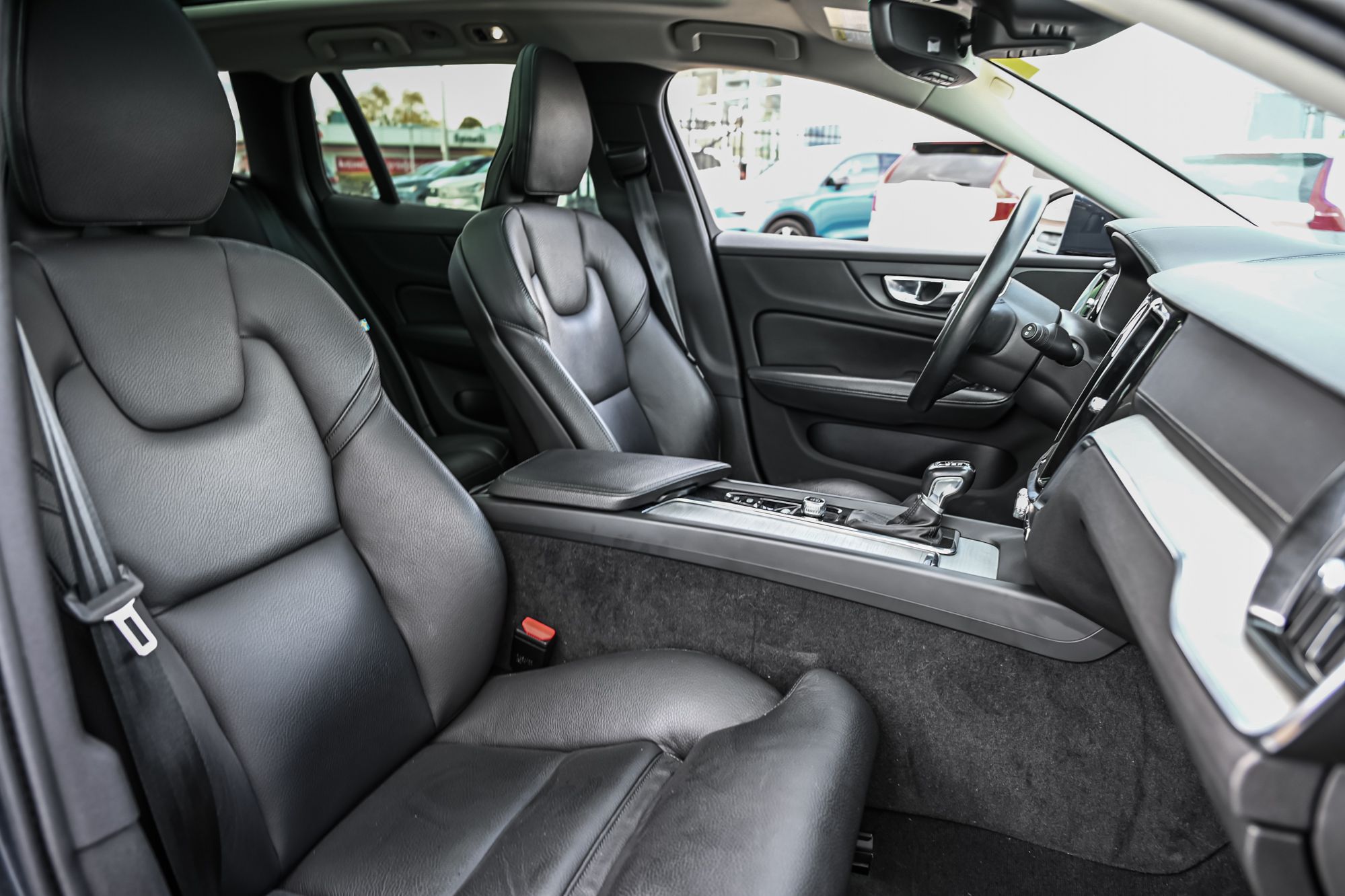 Volvo V60 Cross Country  2021 à Pointe-Claire, Québec