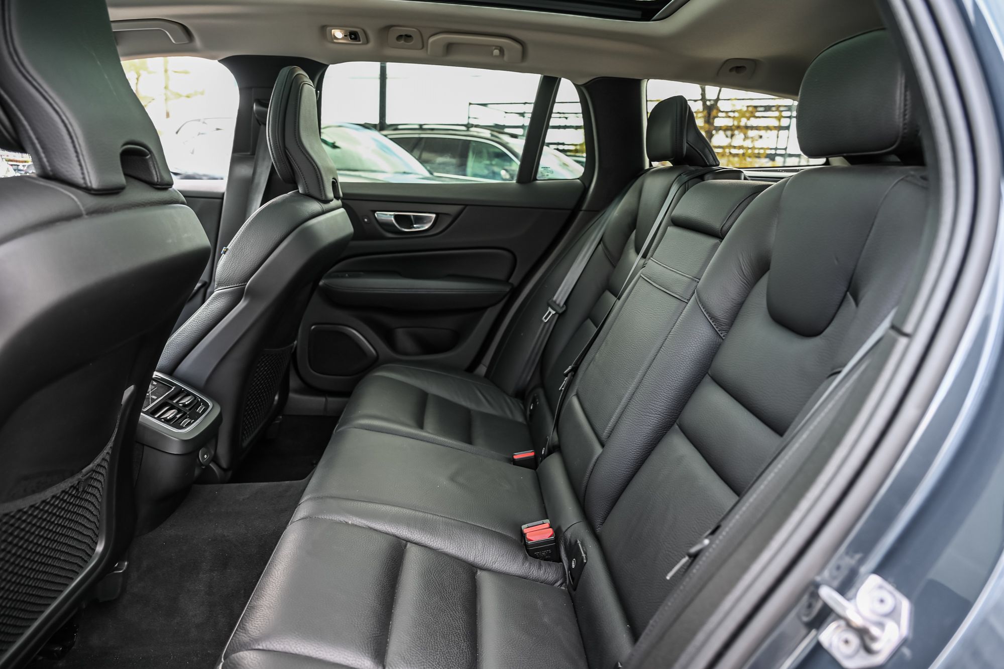 Volvo V60 Cross Country  2021 à Pointe-Claire, Québec