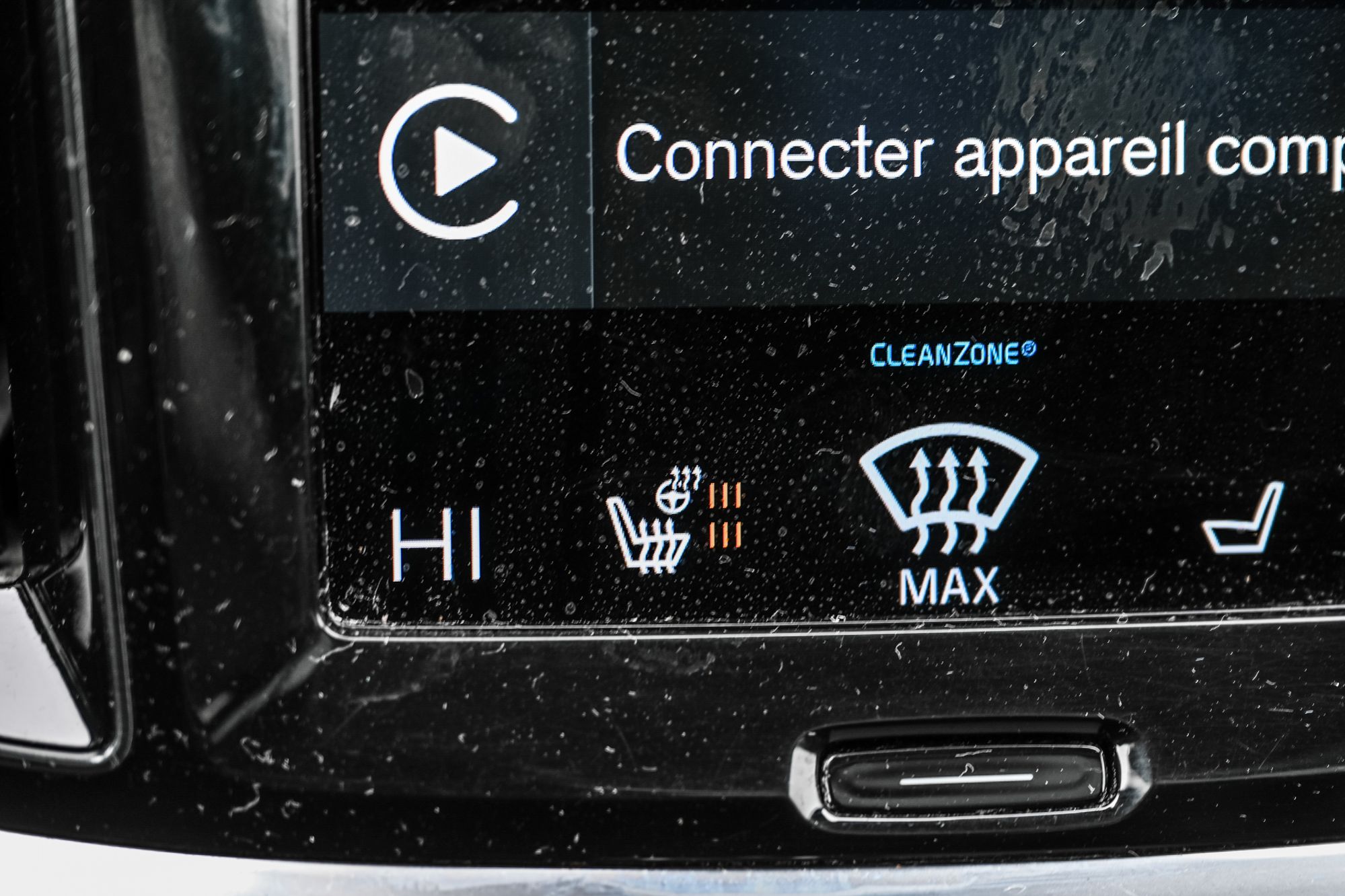 2021 Volvo V60 Cross Country in Pointe-Claire, Quebec