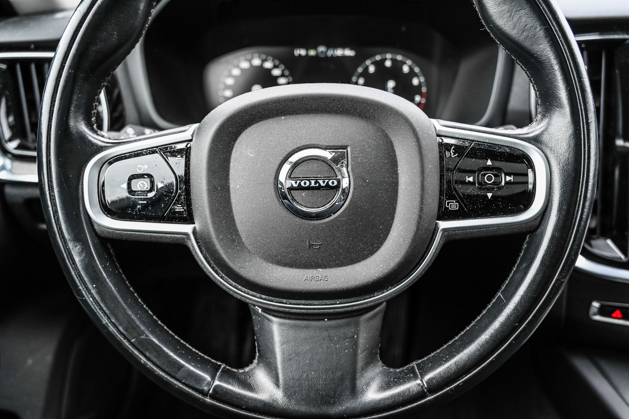 2021 Volvo V60 Cross Country in Pointe-Claire, Quebec