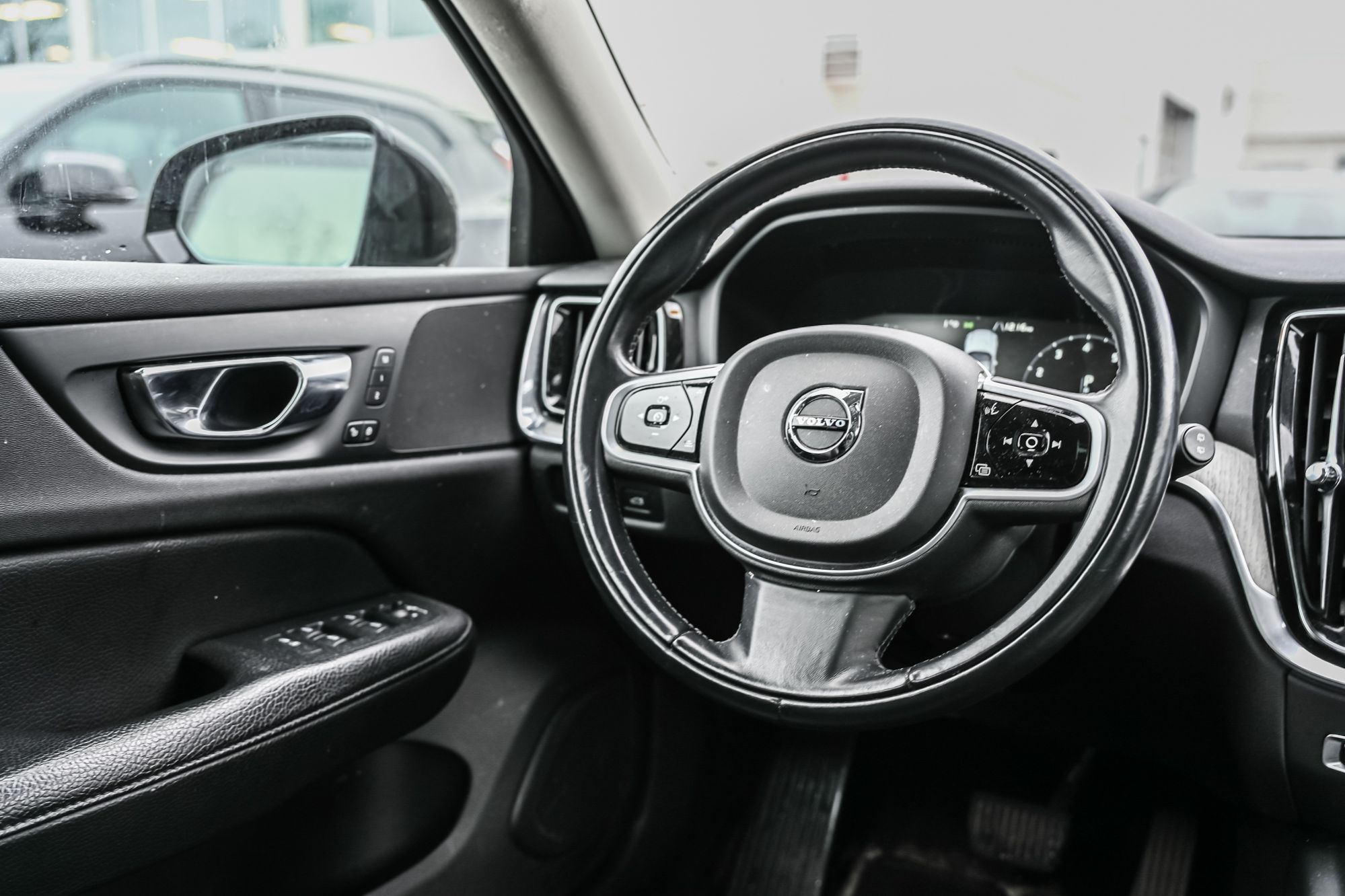 2021 Volvo V60 Cross Country in Pointe-Claire, Quebec