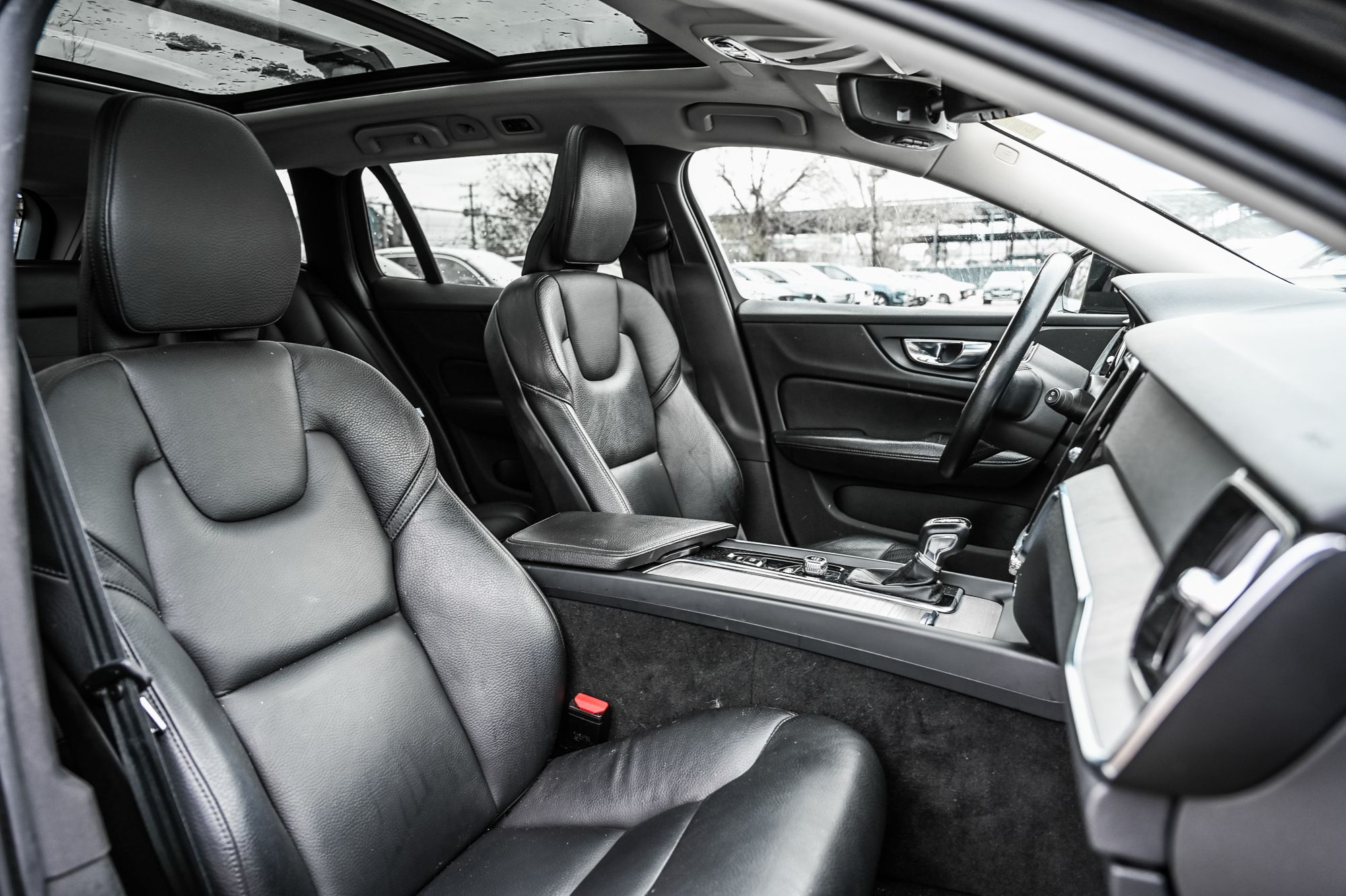 2021 Volvo V60 Cross Country in Pointe-Claire, Quebec