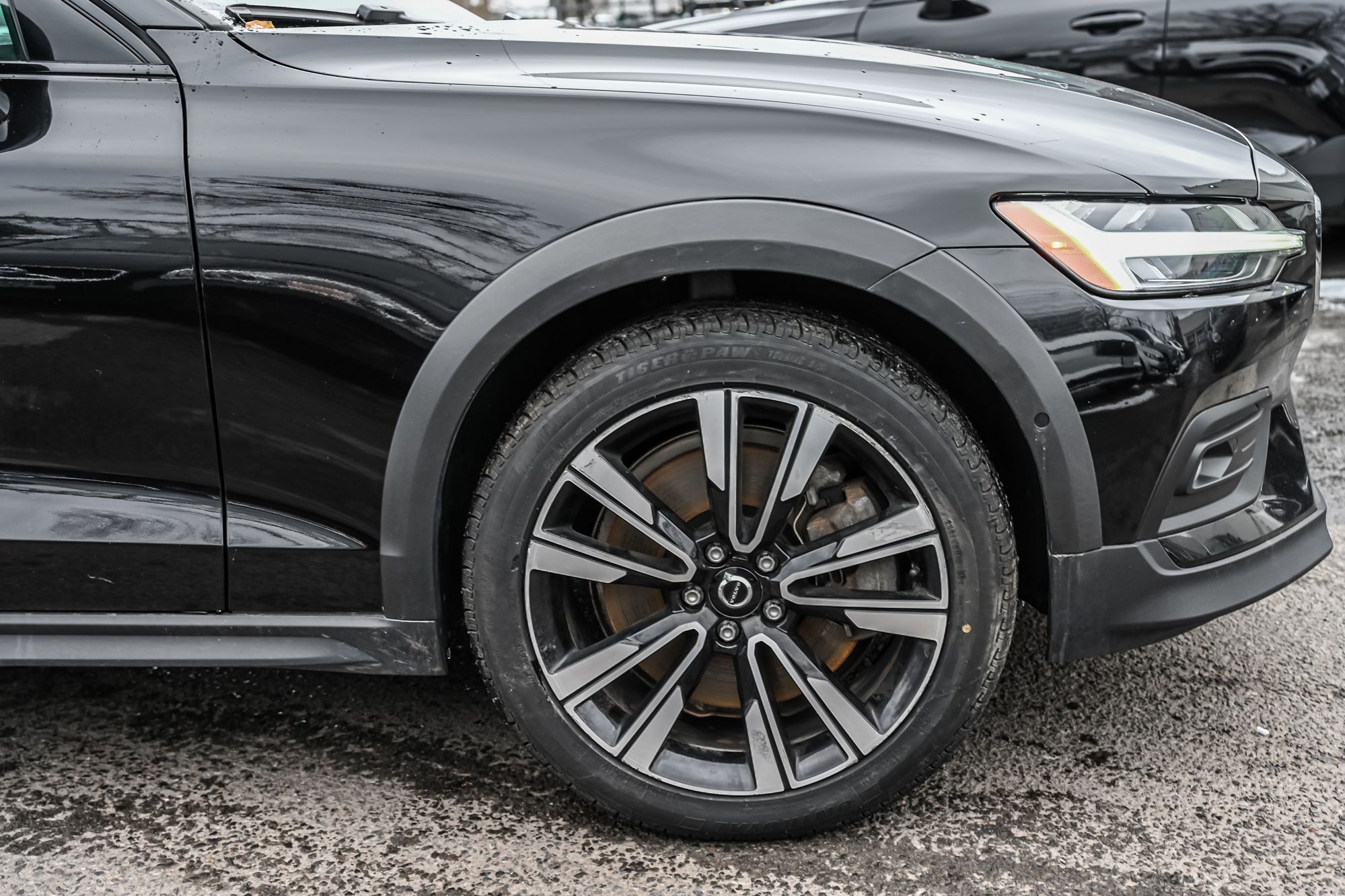 2021 Volvo V60 Cross Country in Pointe-Claire, Quebec