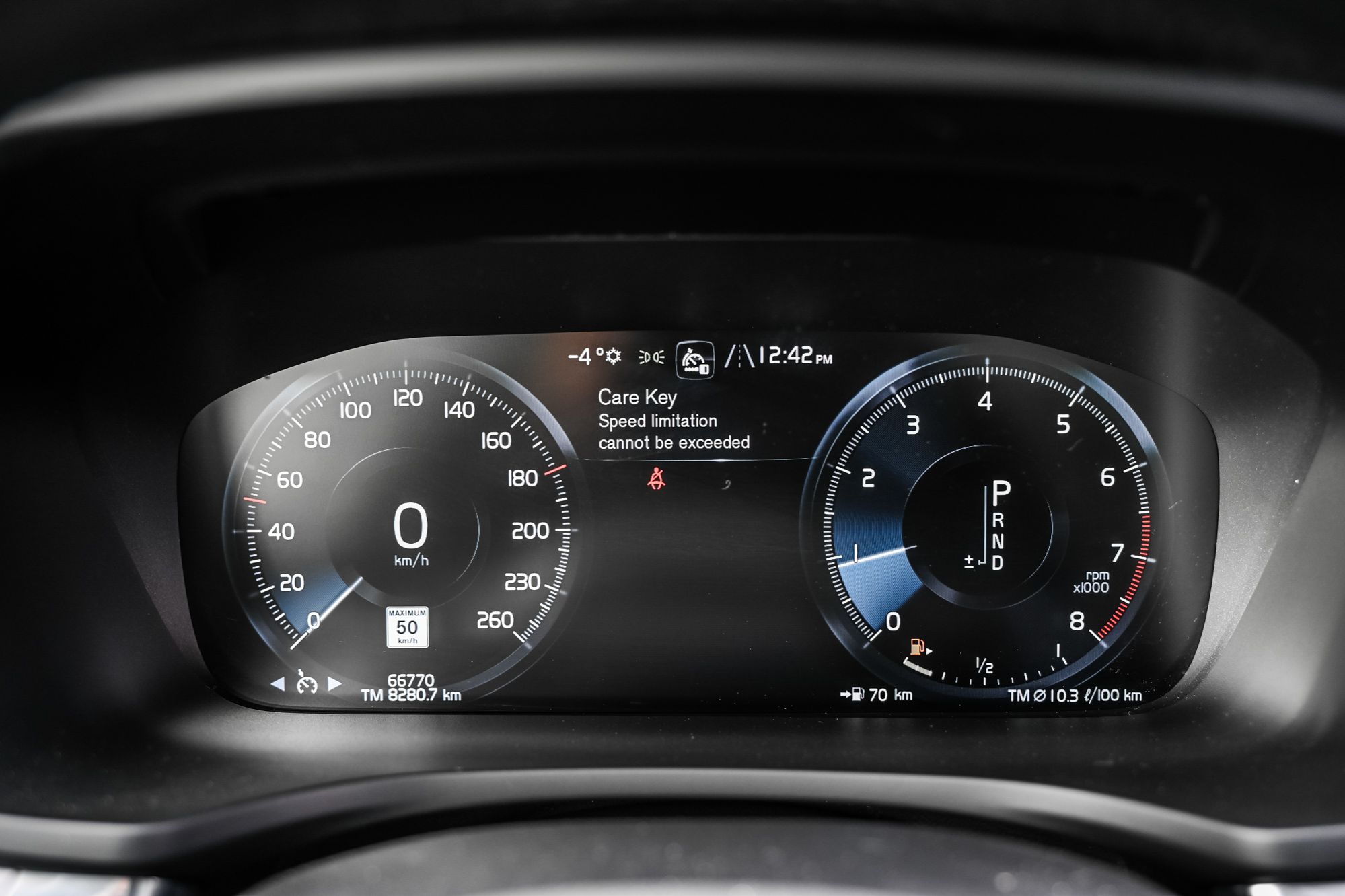 2021 Volvo V60 Cross Country in Pointe-Claire, Quebec