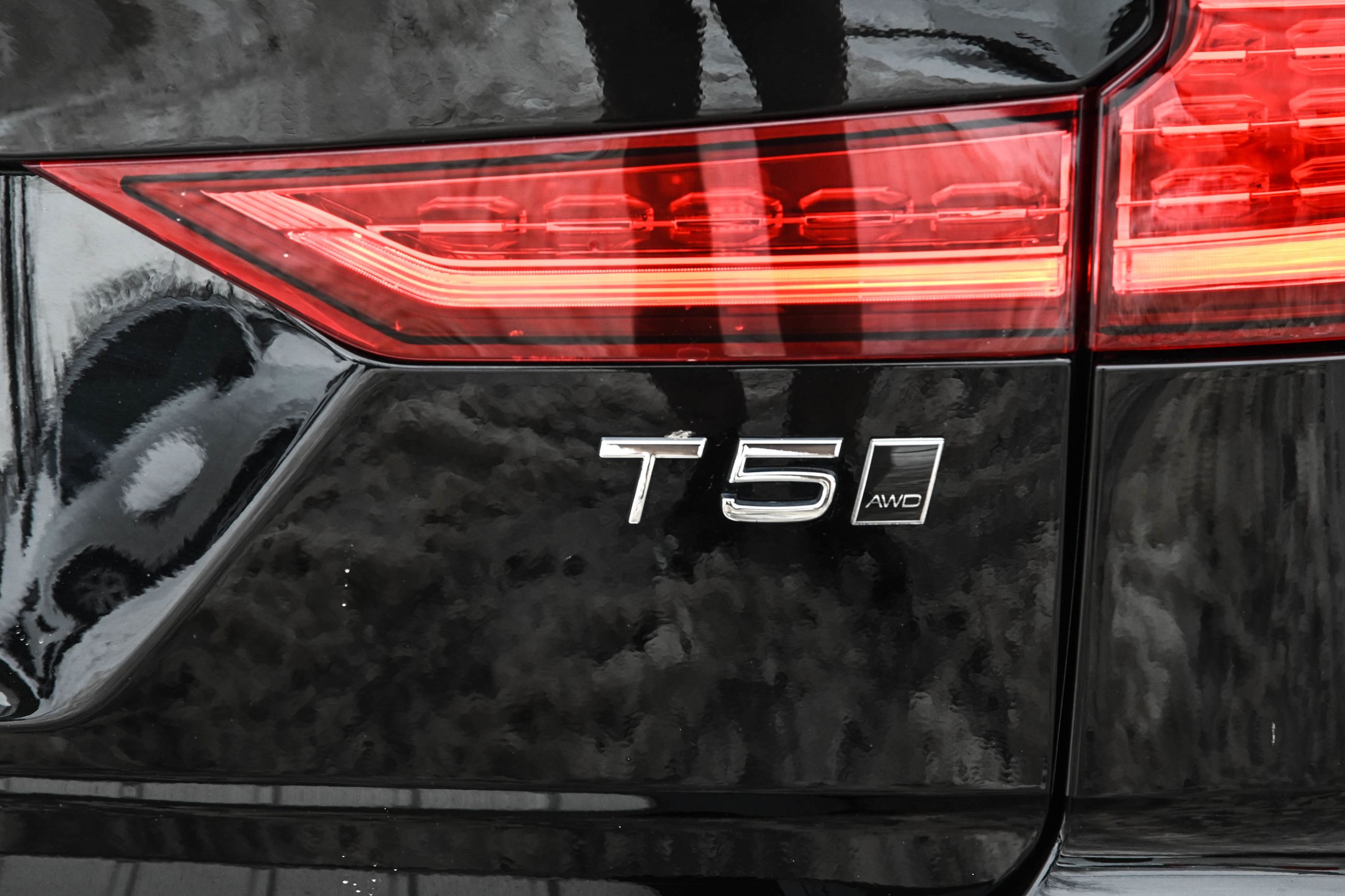 2021 Volvo V60 Cross Country in Pointe-Claire, Quebec