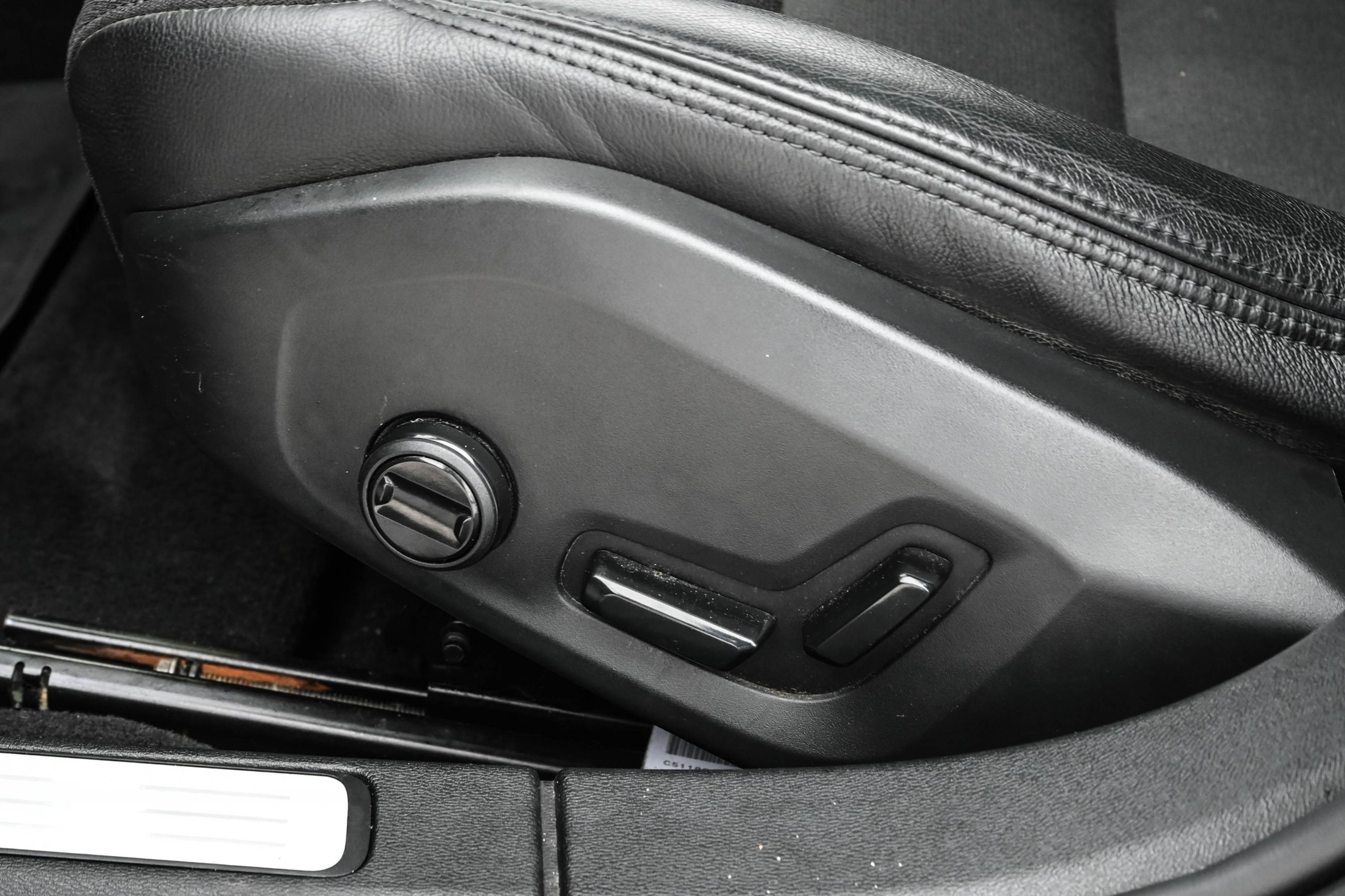 2021 Volvo V60 Cross Country in Pointe-Claire, Quebec