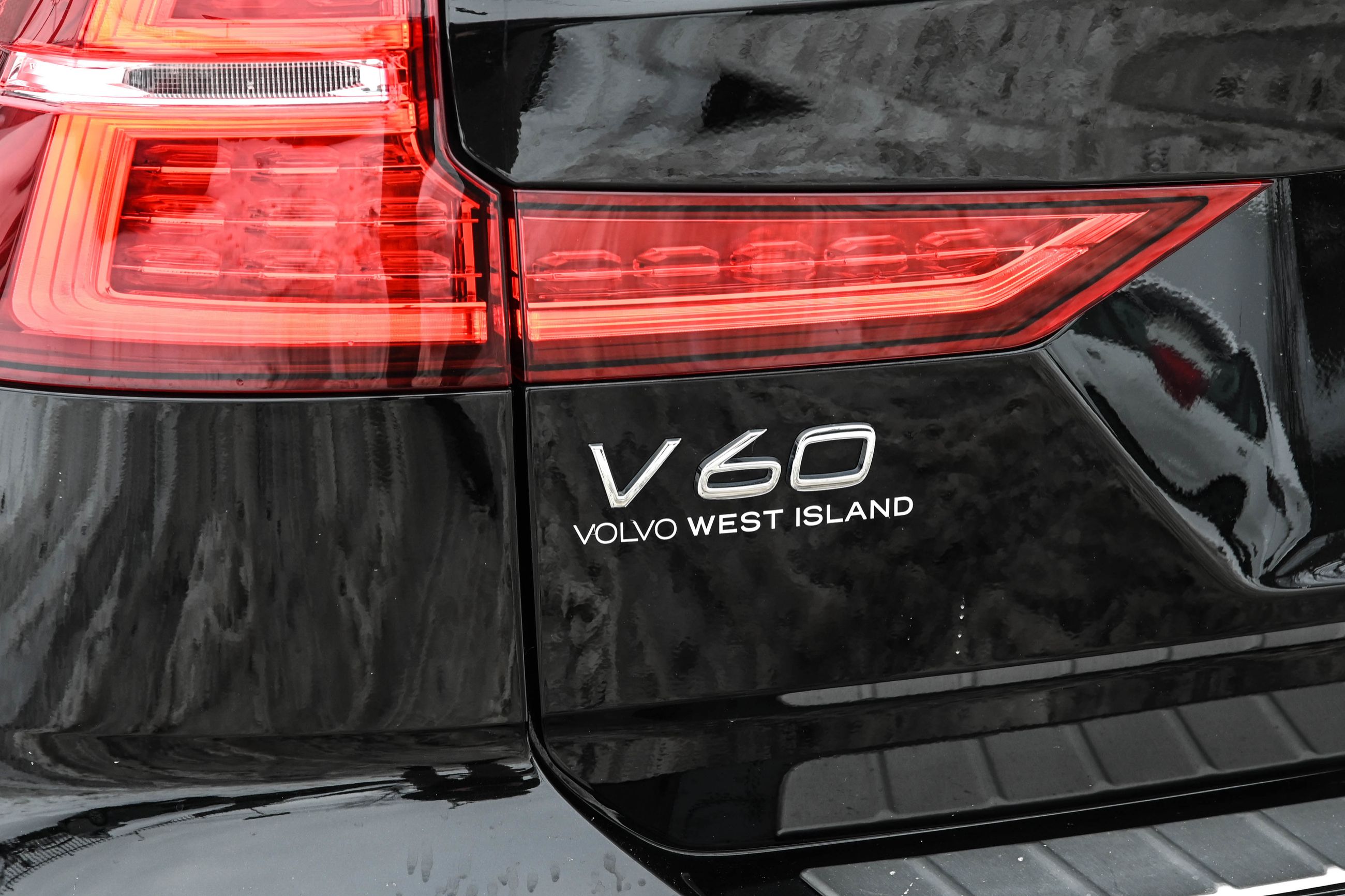2021 Volvo V60 Cross Country in Pointe-Claire, Quebec