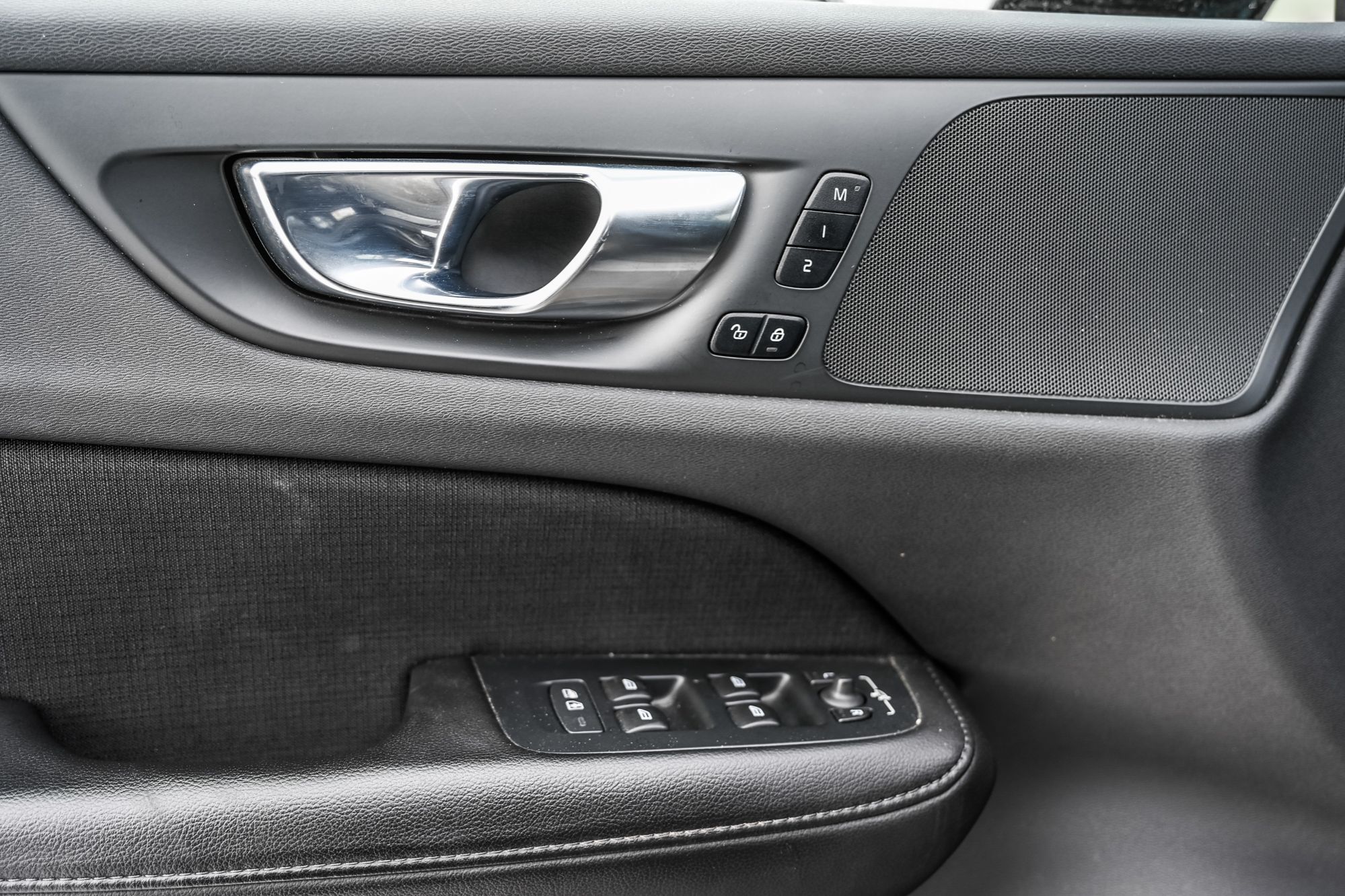 2021 Volvo V60 Cross Country in Pointe-Claire, Quebec