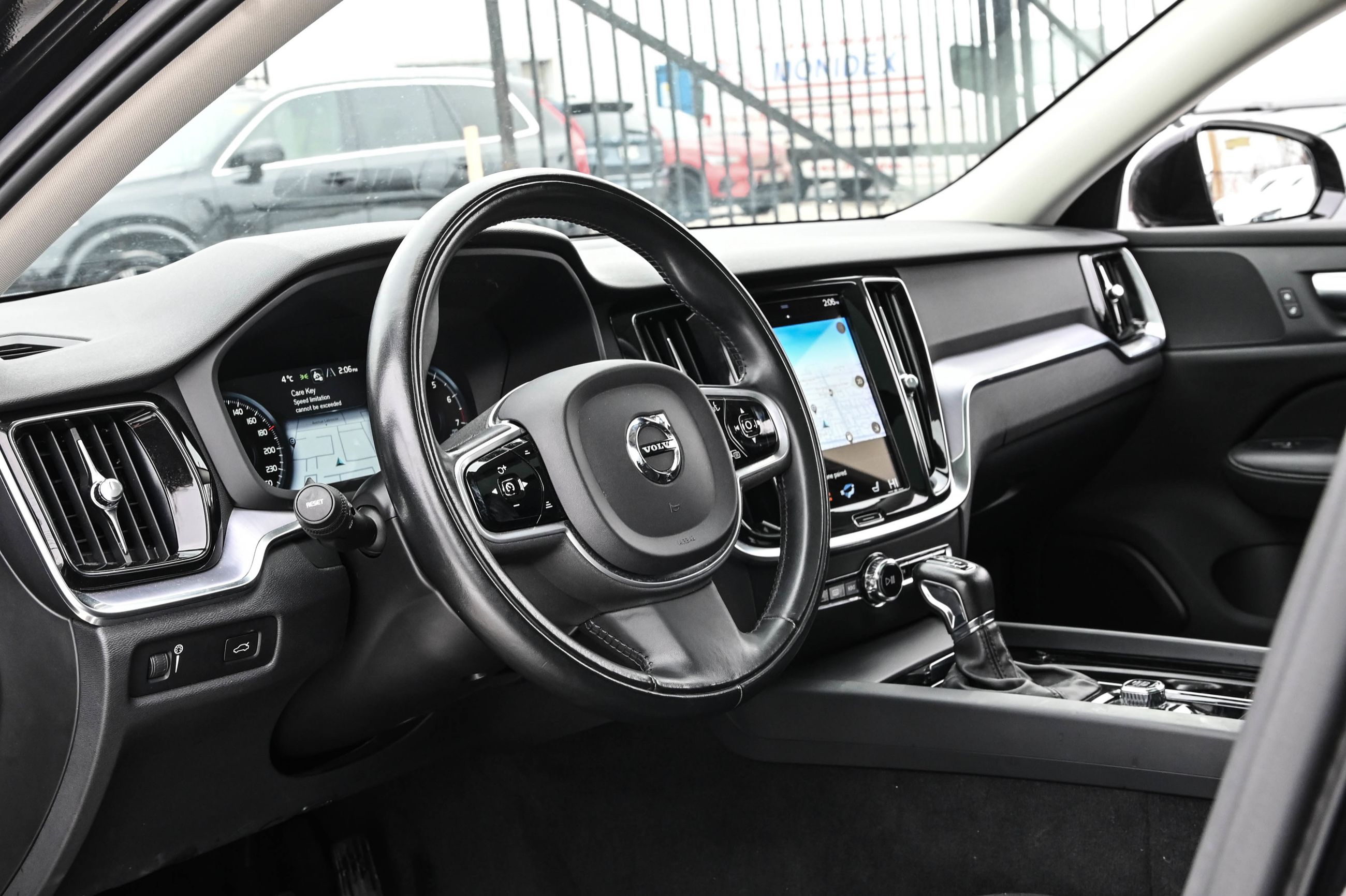 2021 Volvo V60 Cross Country in Pointe-Claire, Quebec