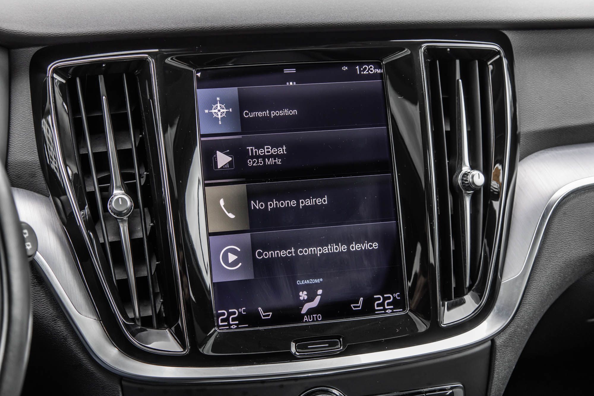 2021 Volvo V60 Cross Country in Pointe-Claire, Quebec