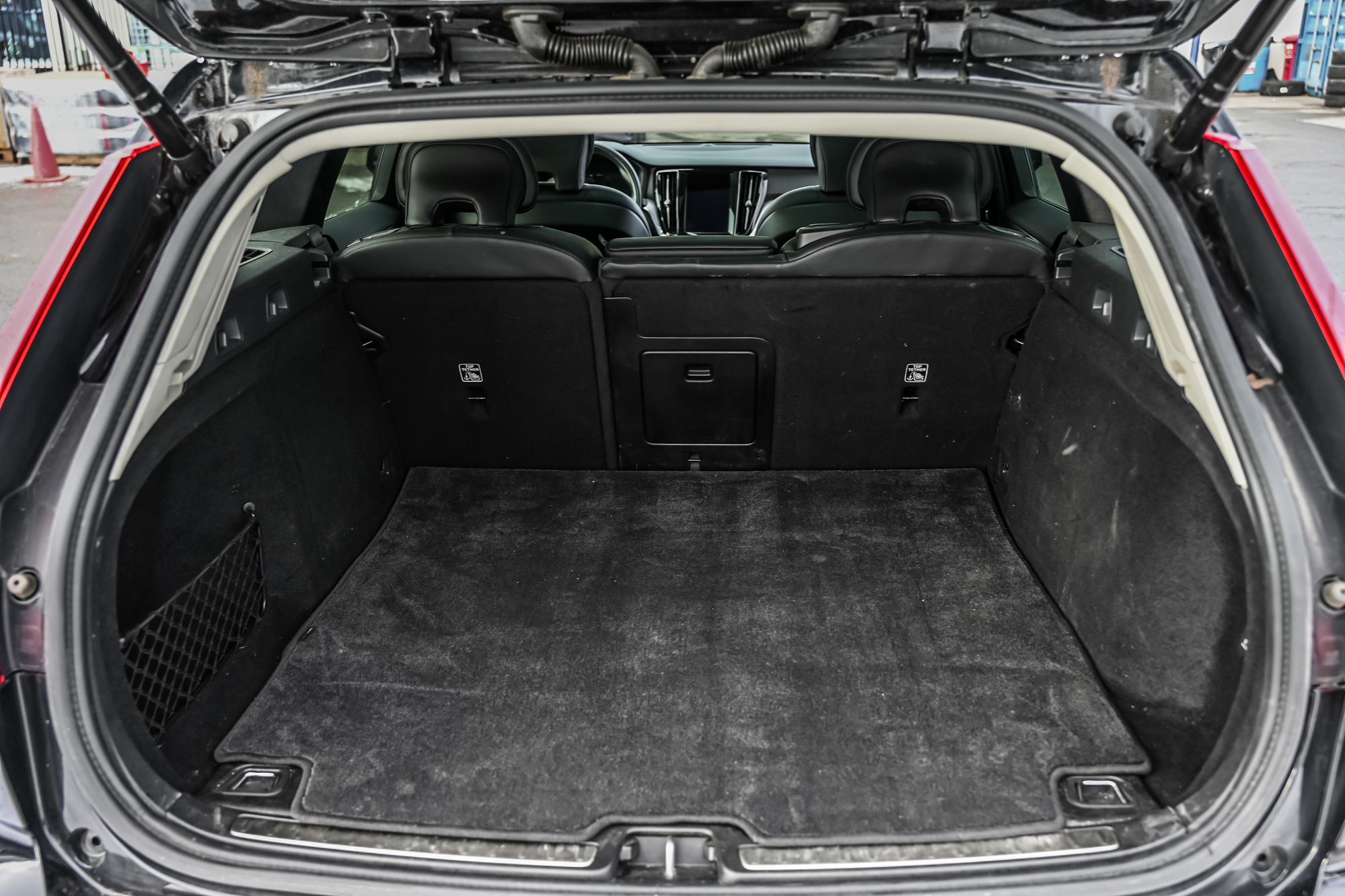 2021 Volvo V60 Cross Country in Pointe-Claire, Quebec