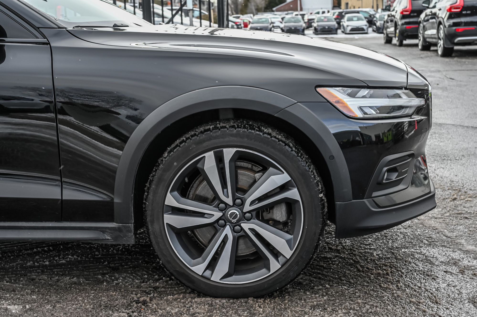 2021 Volvo V60 Cross Country in Pointe-Claire, Quebec