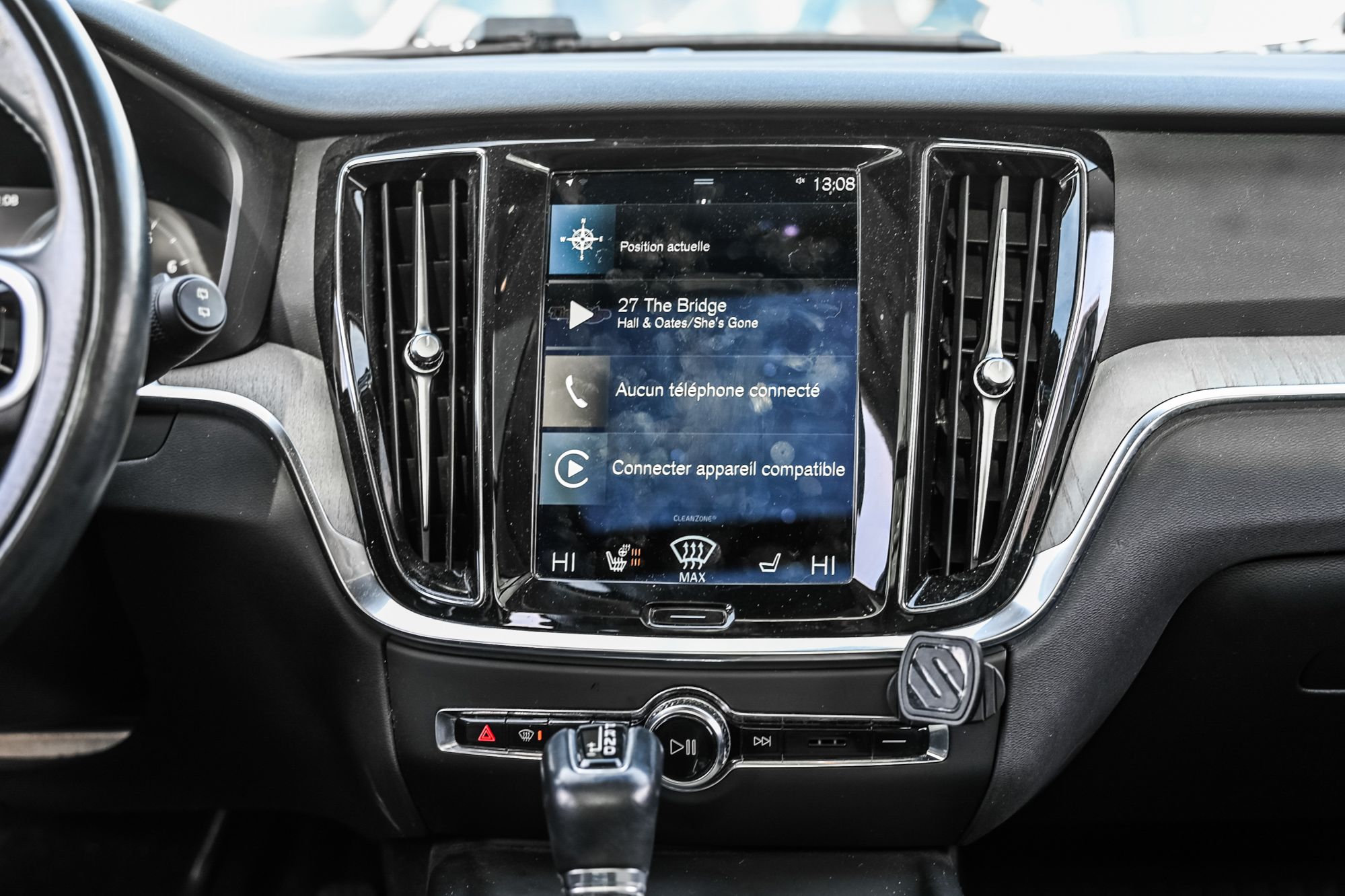 2021 Volvo V60 Cross Country in Pointe-Claire, Quebec