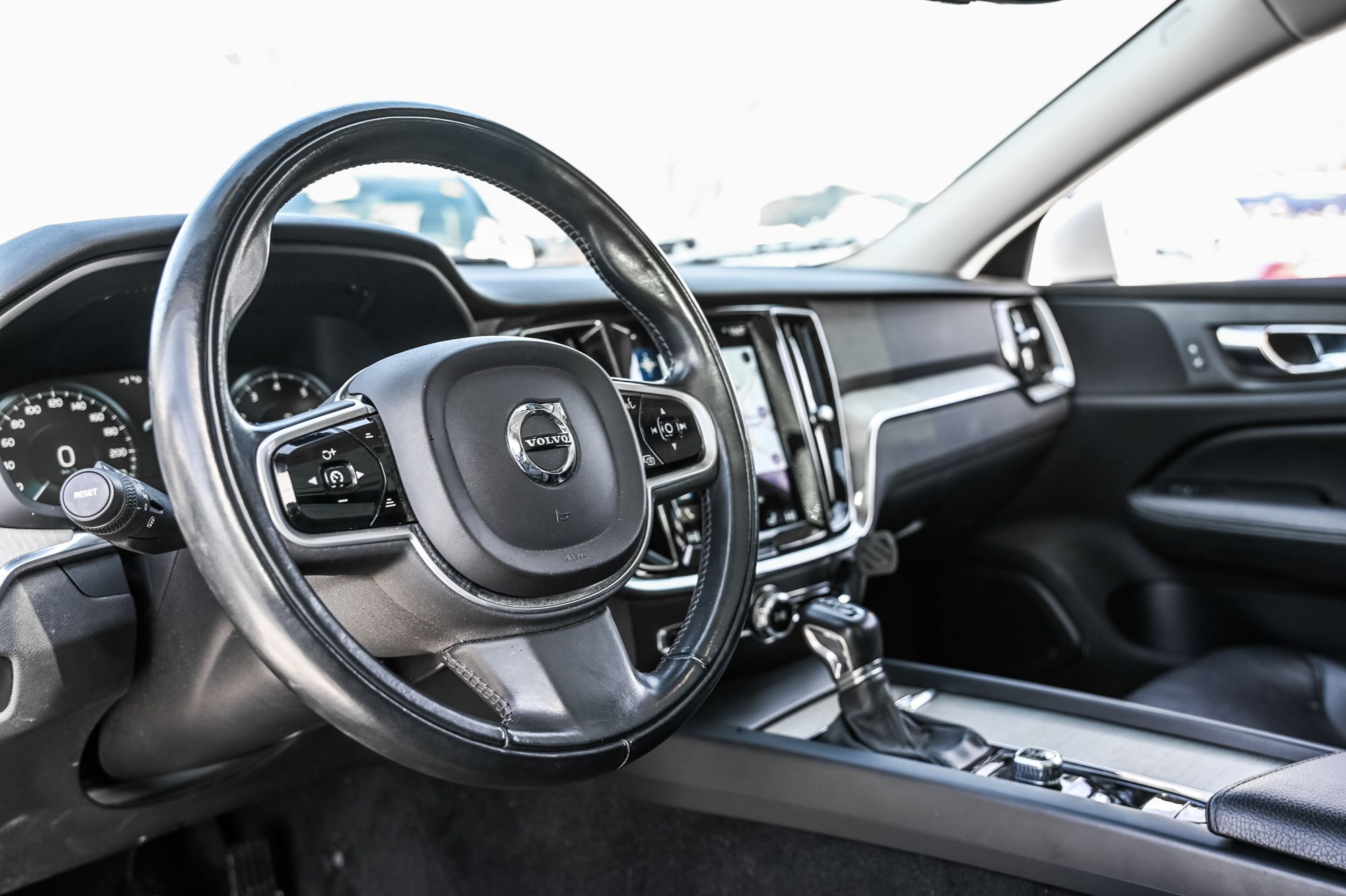 2021 Volvo V60 Cross Country in Pointe-Claire, Quebec