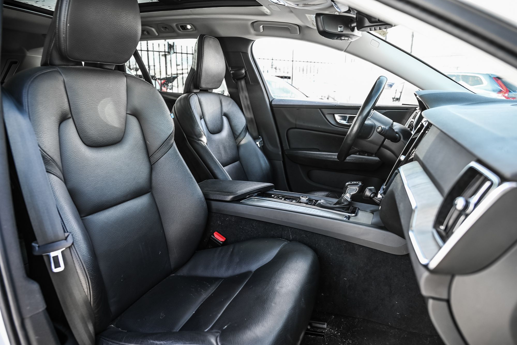 2021 Volvo V60 Cross Country in Pointe-Claire, Quebec