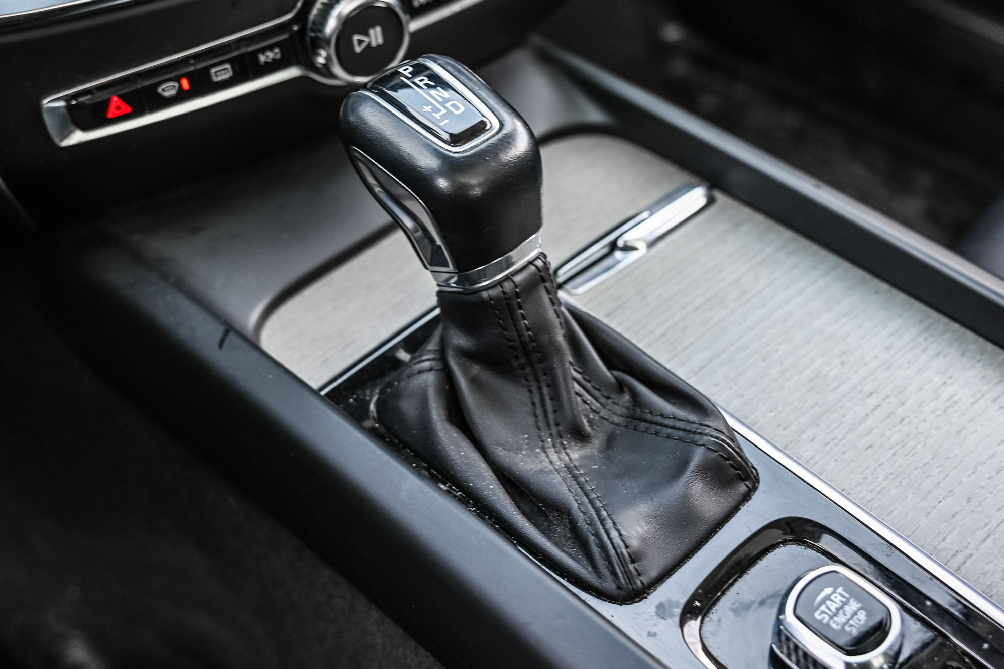 2021 Volvo V60 Cross Country in Pointe-Claire, Quebec