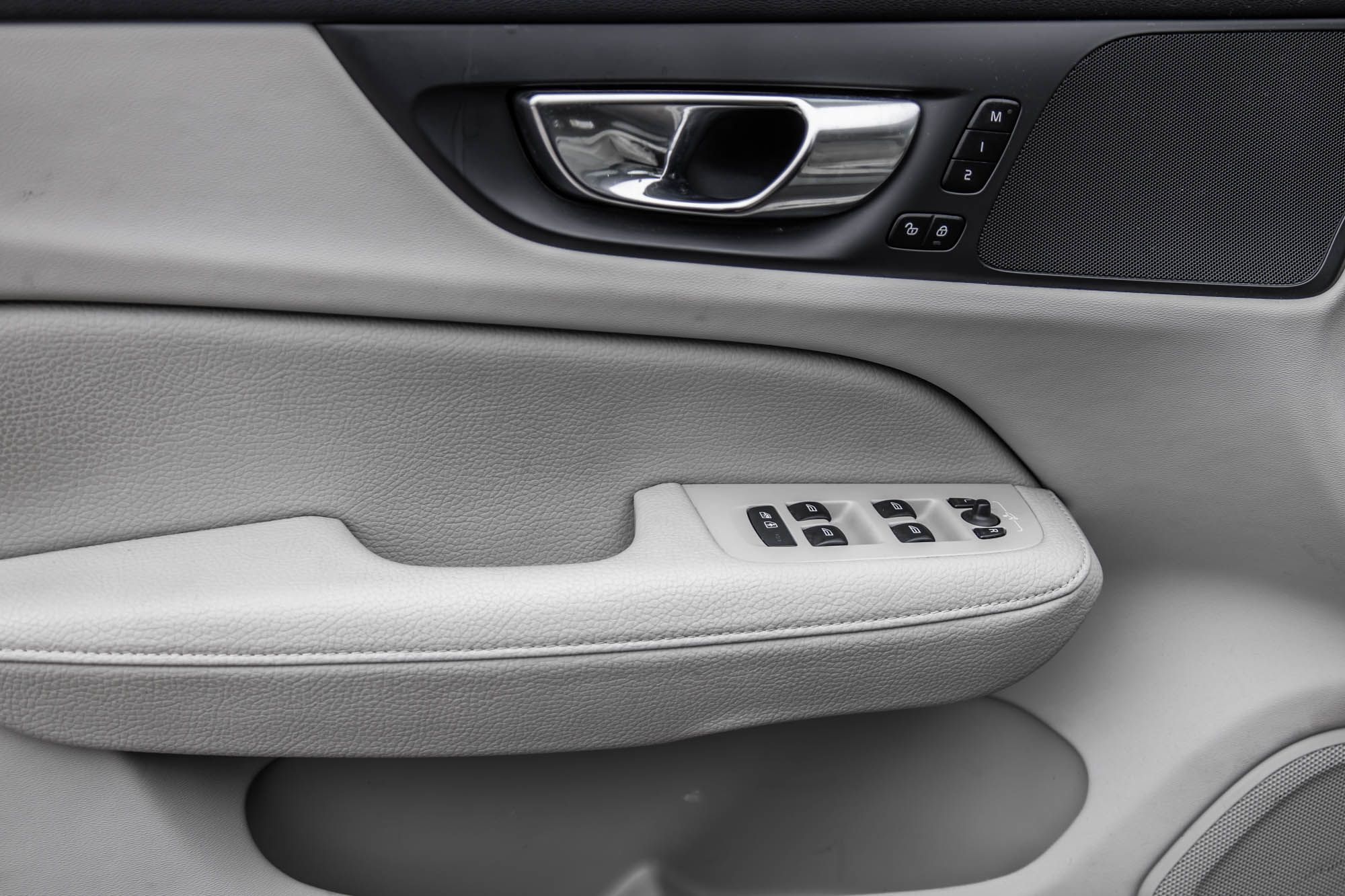 2022 Volvo V60 Cross Country in Pointe-Claire, Quebec