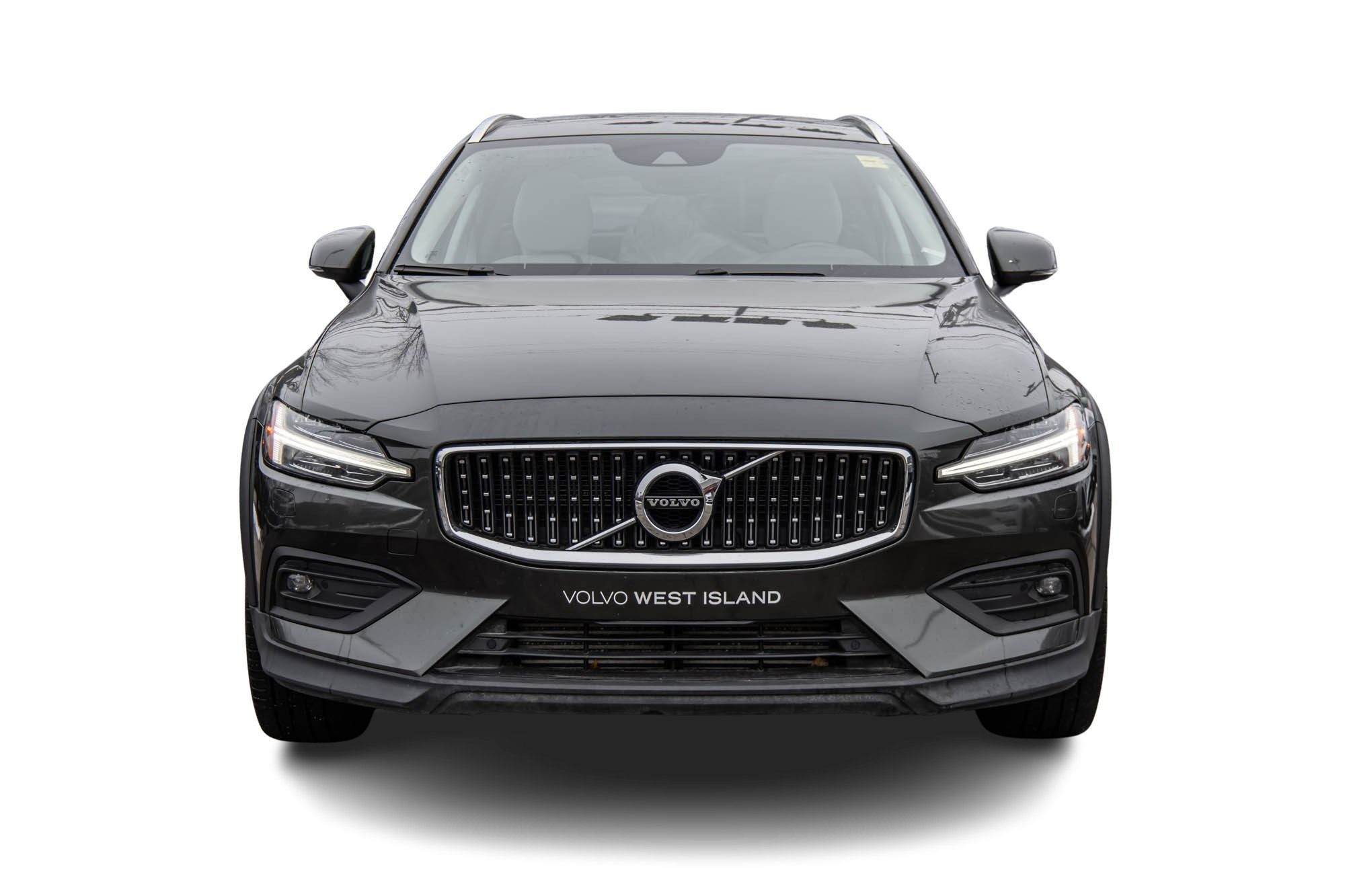 2022 Volvo V60 Cross Country in Pointe-Claire, Quebec