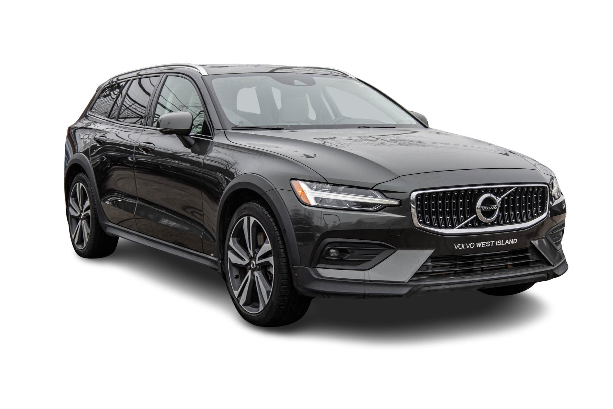 2022 Volvo V60 Cross Country in Pointe-Claire, Quebec