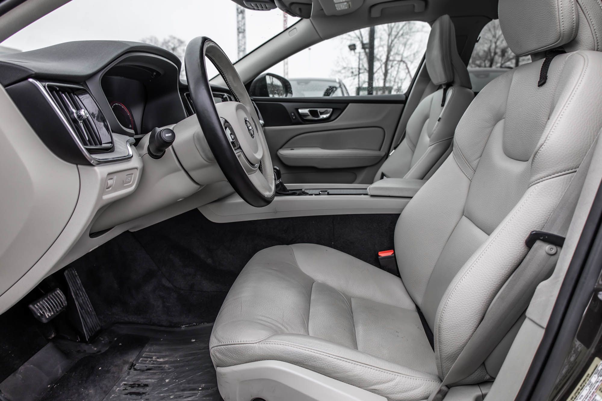 2022 Volvo V60 Cross Country in Pointe-Claire, Quebec