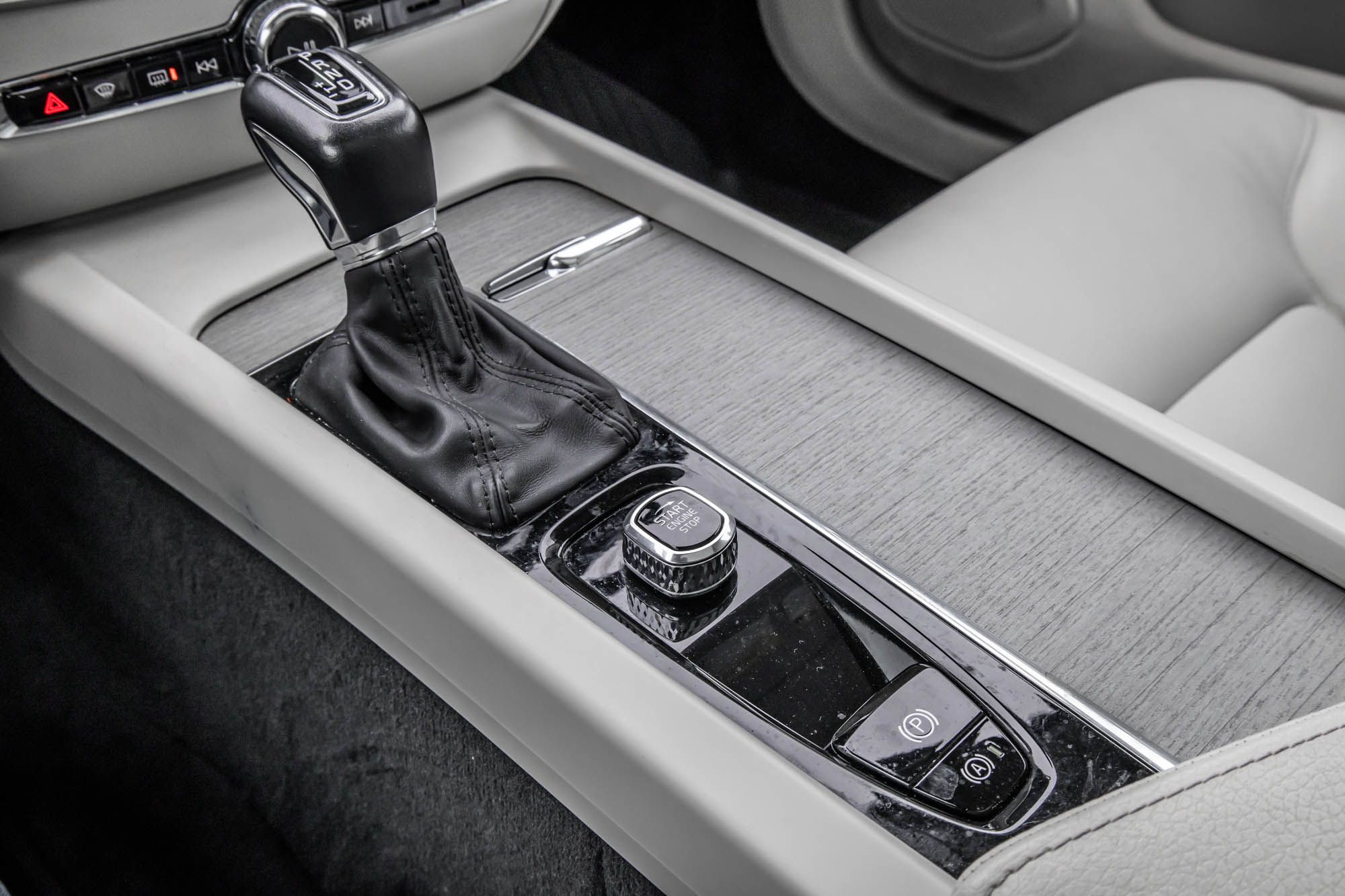 2022 Volvo V60 Cross Country in Pointe-Claire, Quebec