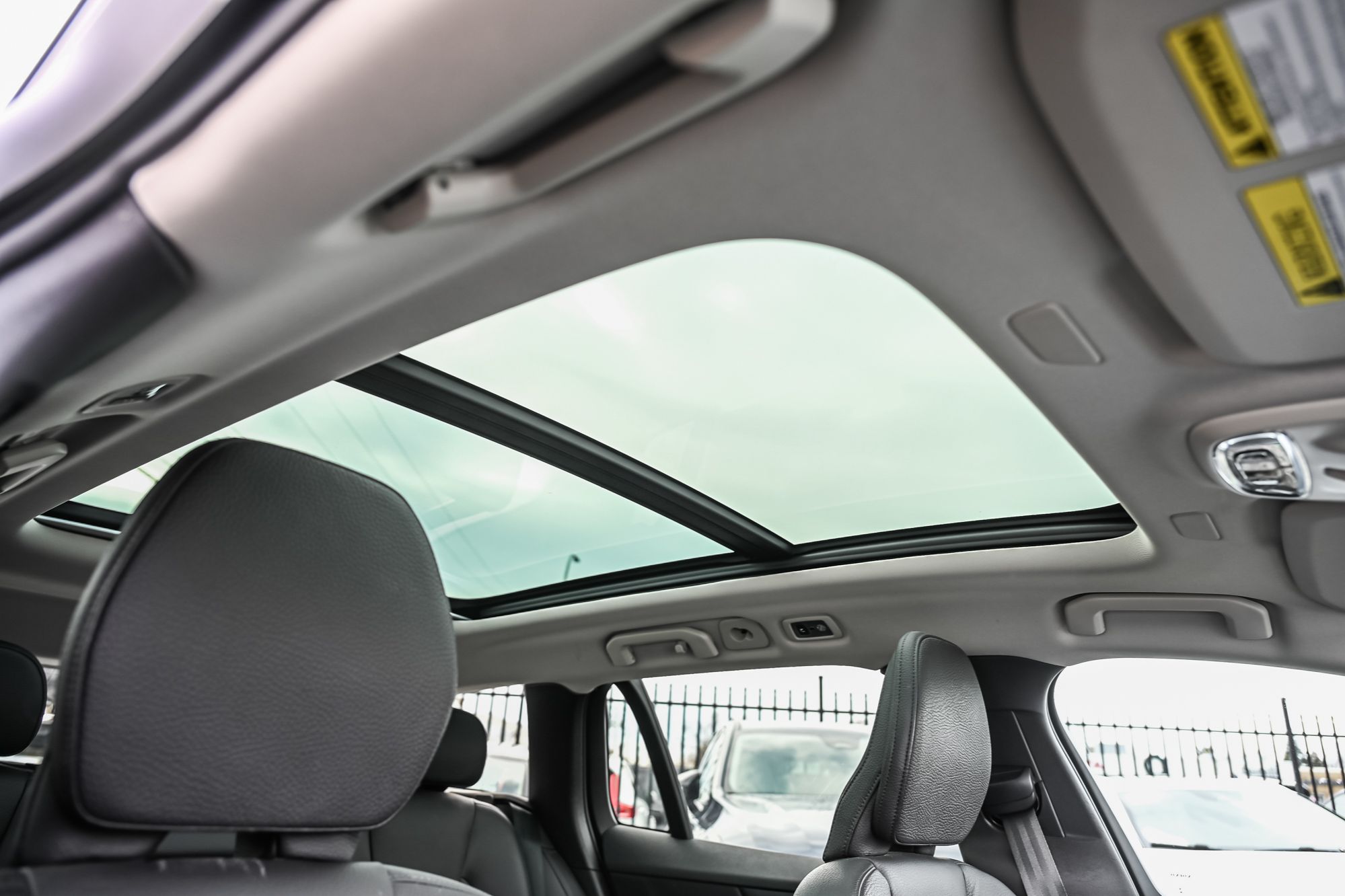 2022 Volvo V60 Cross Country in Pointe-Claire, Quebec