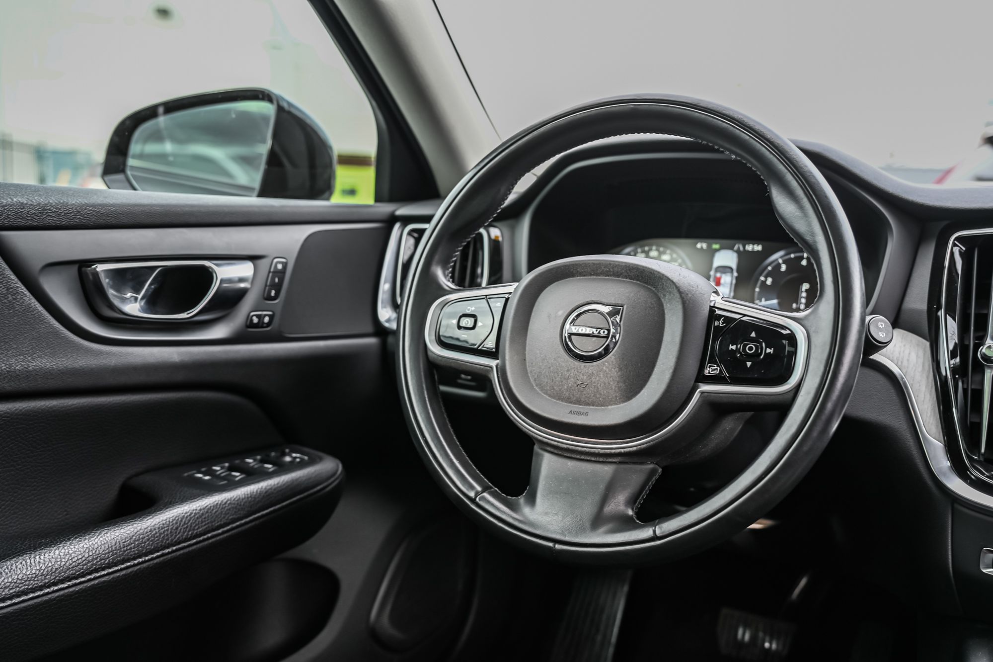 2022 Volvo V60 Cross Country in Pointe-Claire, Quebec