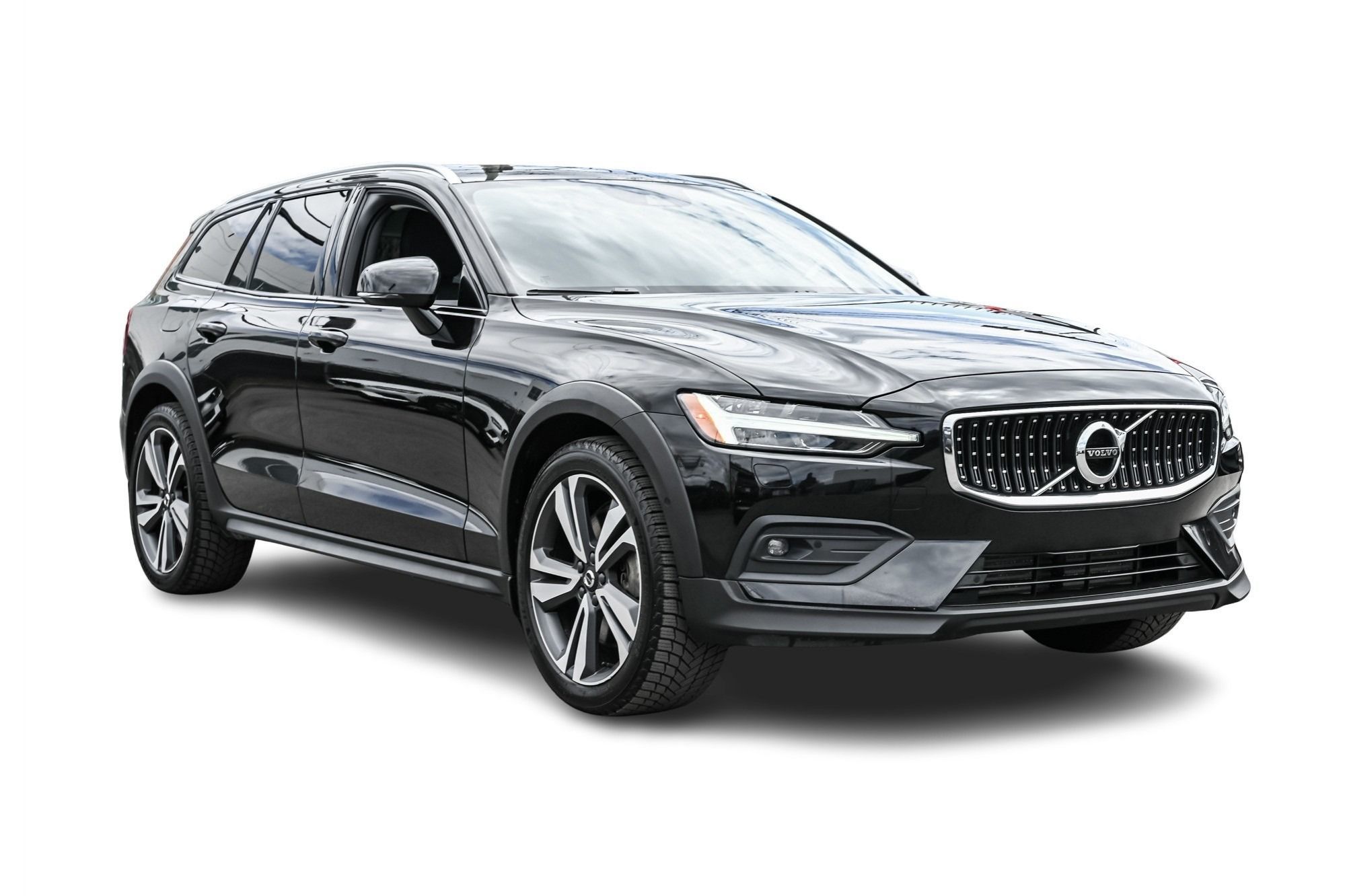 Volvo V60 Cross Country  2022 à Pointe-Claire, Québec