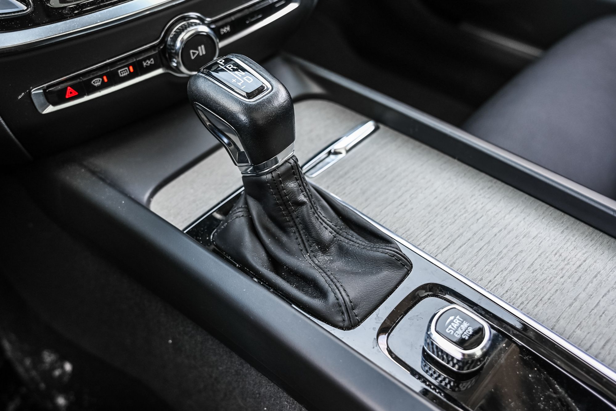 Volvo V60 Cross Country  2022 à Pointe-Claire, Québec