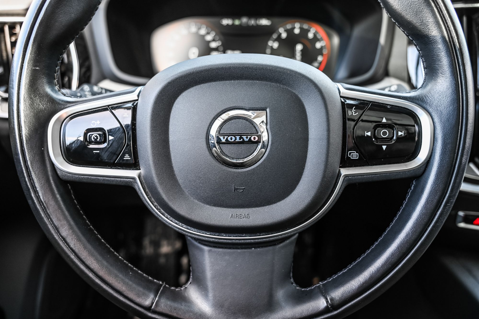 Volvo V60 Cross Country  2022 à Pointe-Claire, Québec