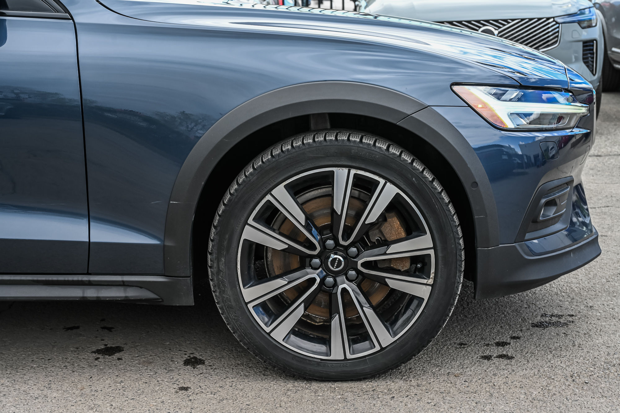 2023 Volvo V60 Cross Country in Pointe-Claire, Quebec