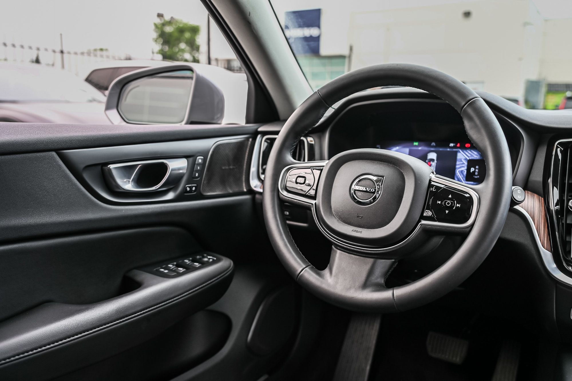 2024 Volvo V60 Cross Country in Pointe-Claire, Quebec
