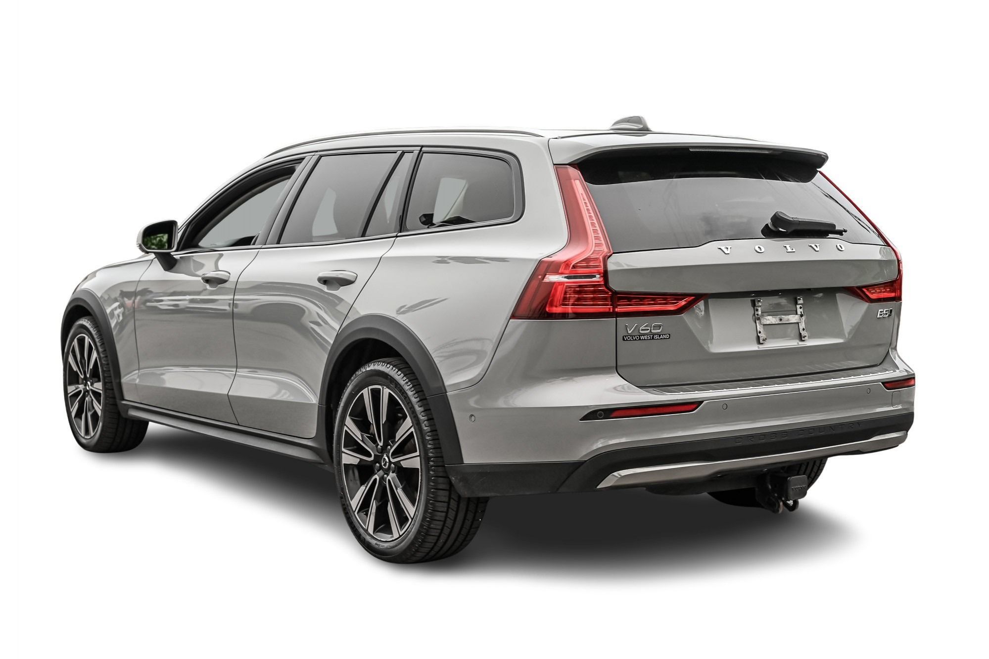 2024 Volvo V60 Cross Country in Pointe-Claire, Quebec