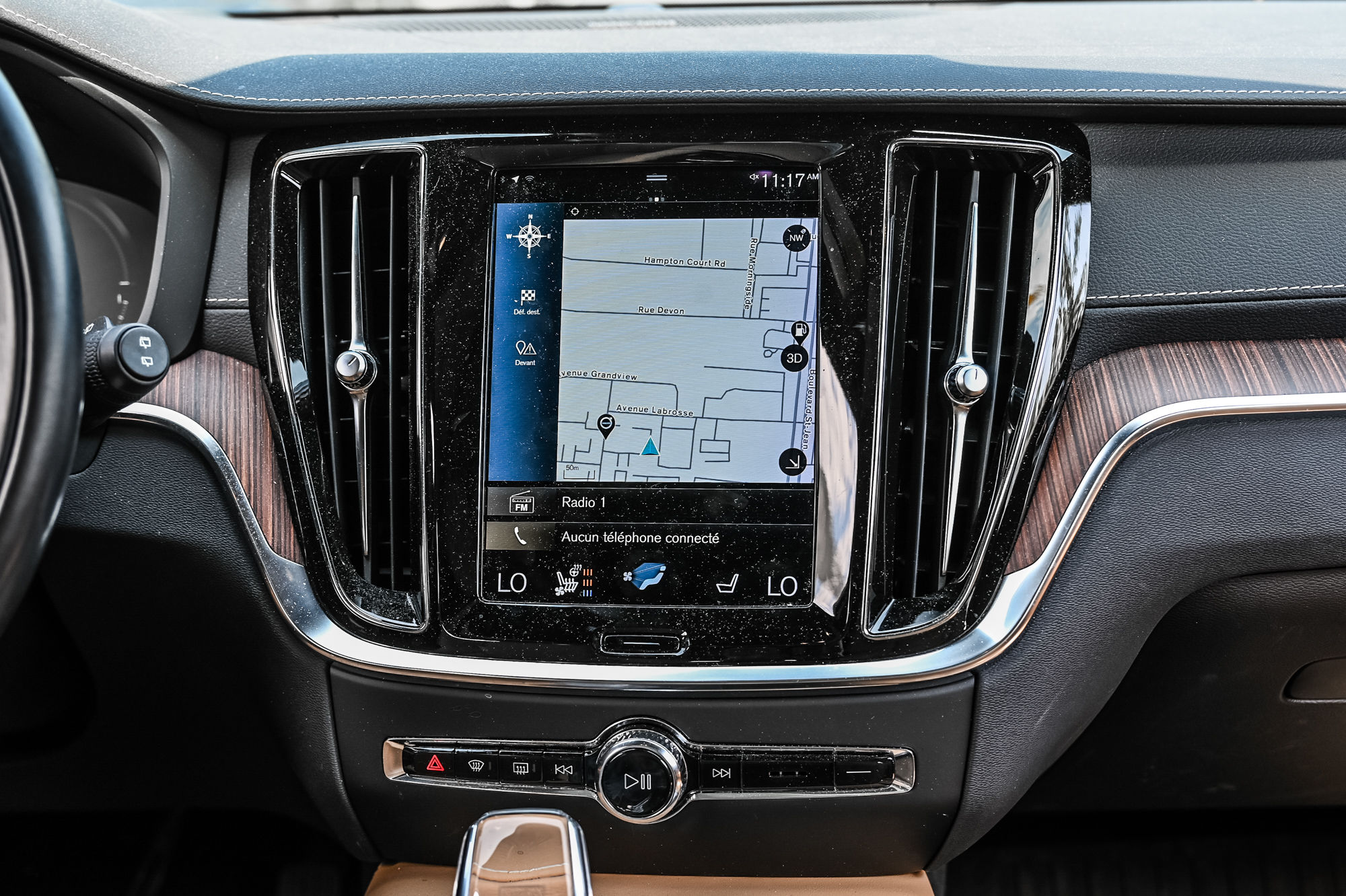 2021 Volvo V60 in Pointe-Claire, Quebec