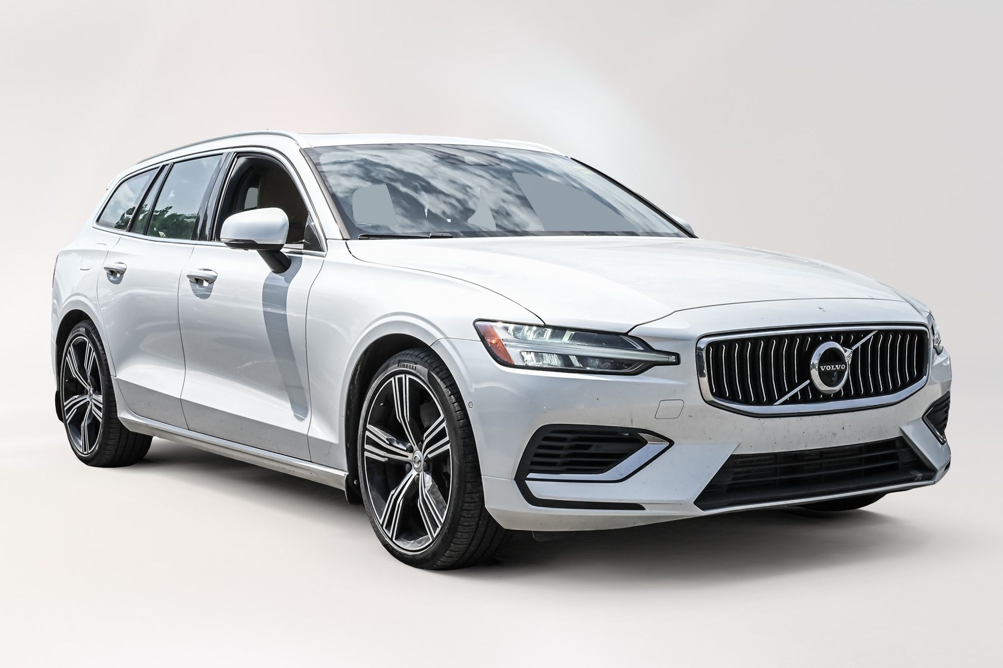 2021 Volvo V60 in Pointe-Claire, Quebec