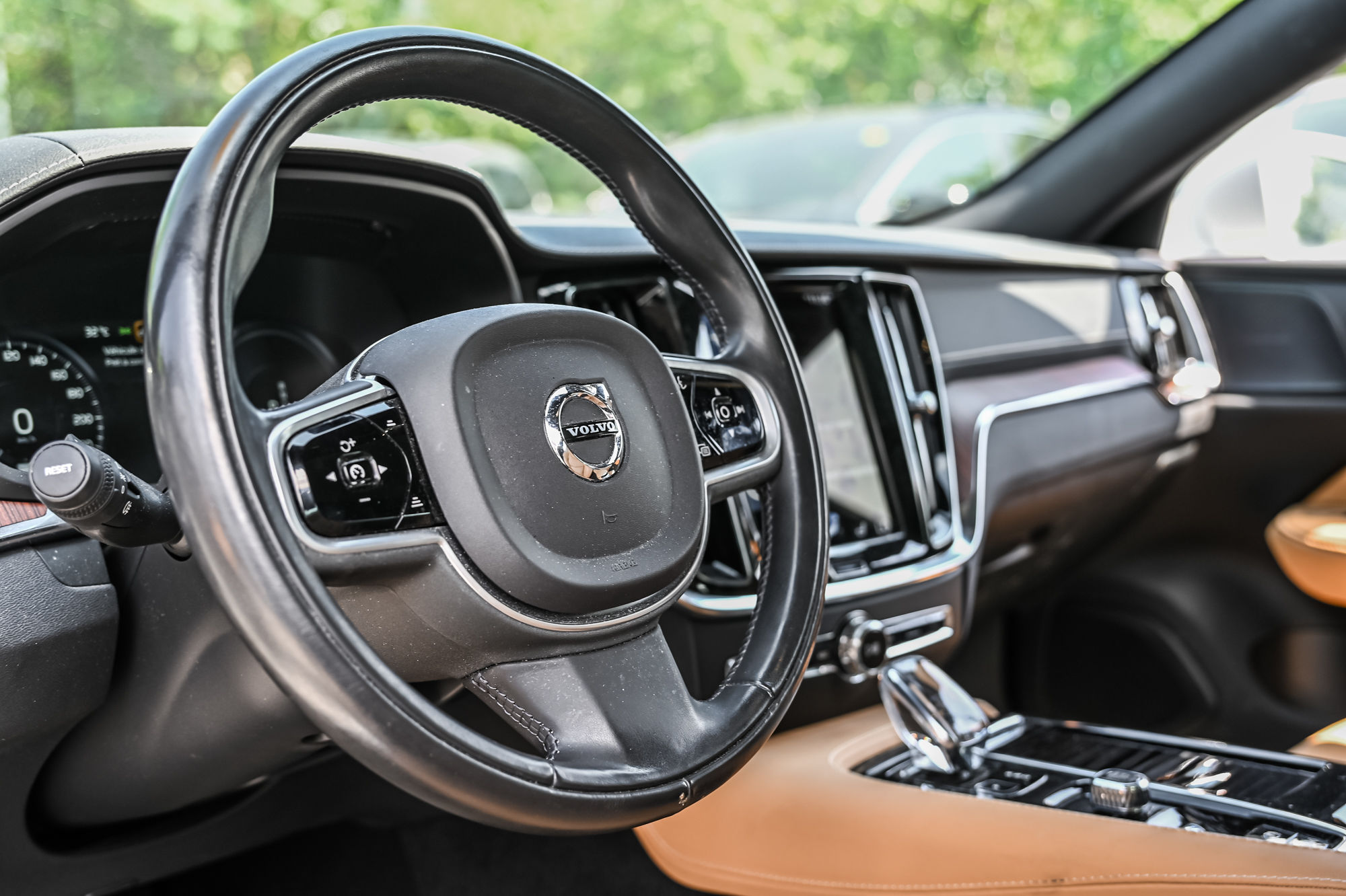 2021 Volvo V60 in Pointe-Claire, Quebec