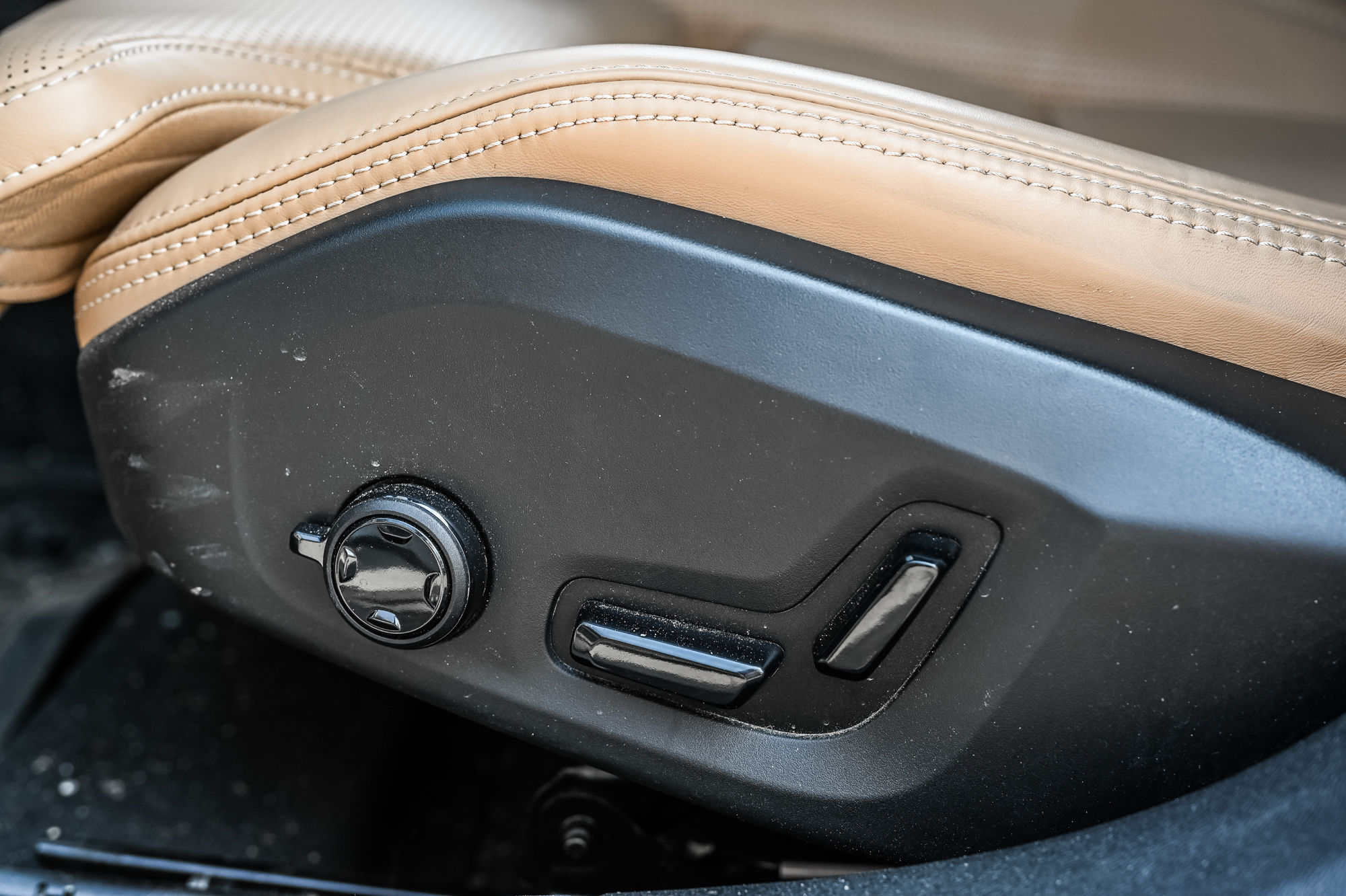 2021 Volvo V60 in Pointe-Claire, Quebec