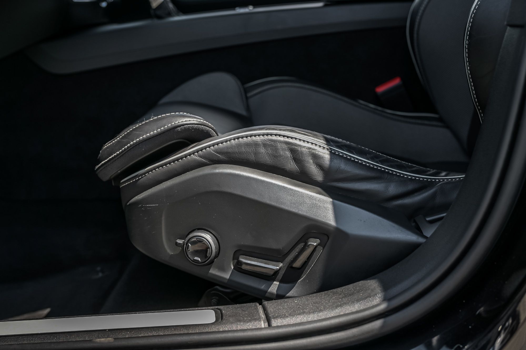 2022 Volvo V60 in Pointe-Claire, Quebec