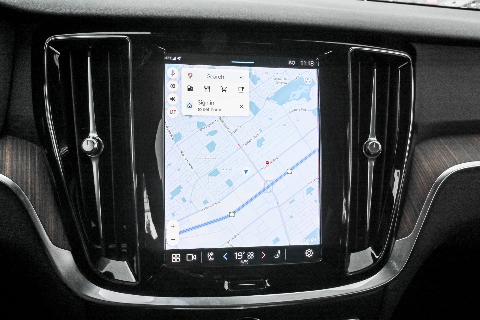 Volvo V60  2023 à Pointe-Claire, Québec