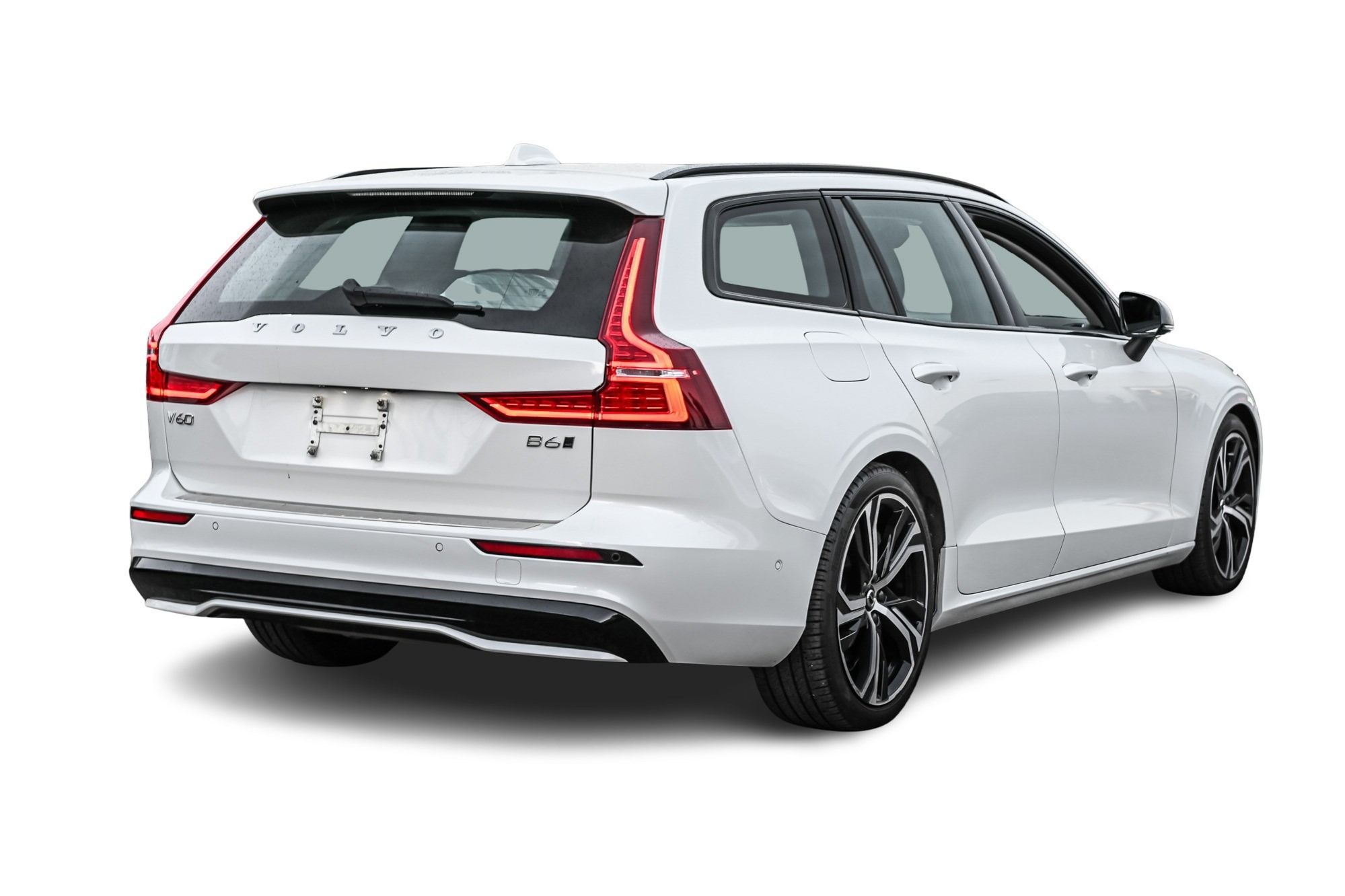 Volvo V60  2023 à Pointe-Claire, Québec