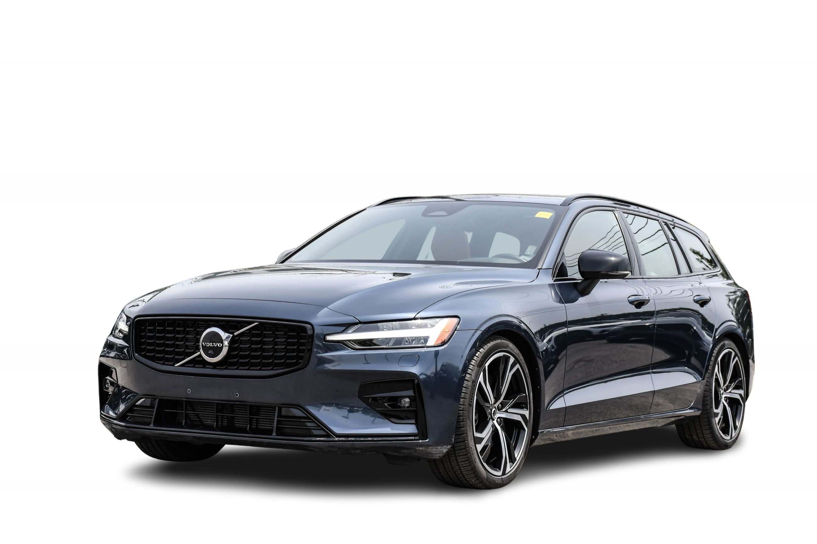 Volvo V60  2023 à Pointe-Claire, Québec