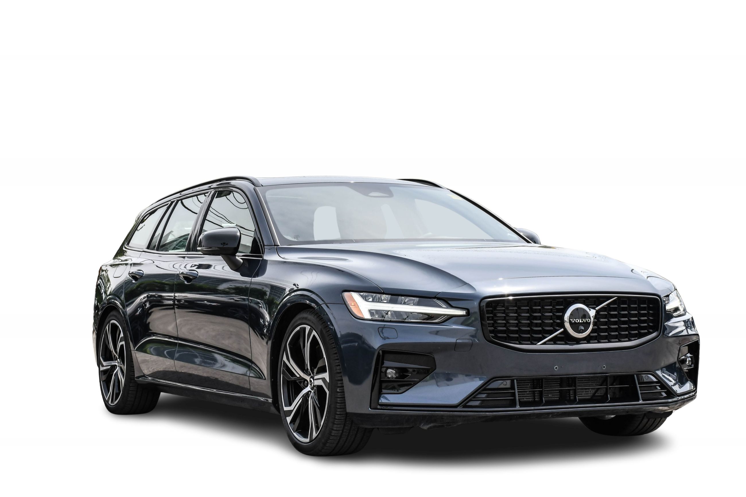 Volvo V60  2023 à Pointe-Claire, Québec