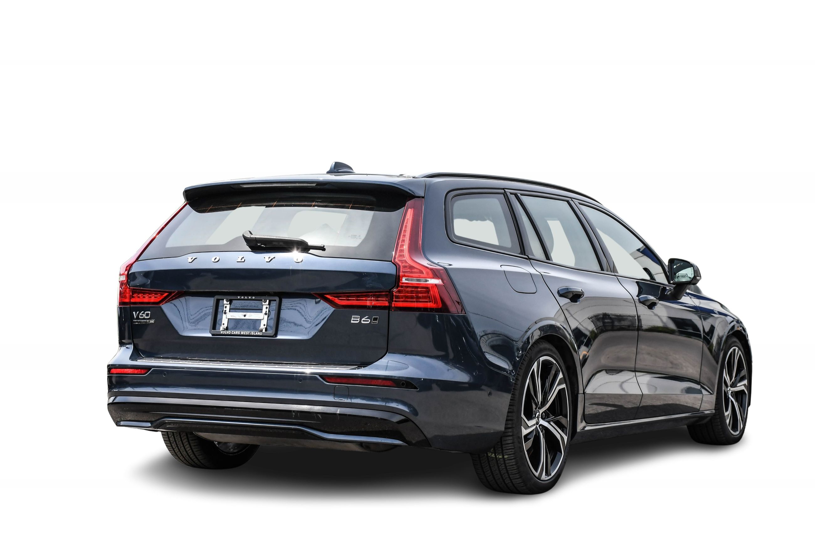 Volvo V60  2023 à Pointe-Claire, Québec