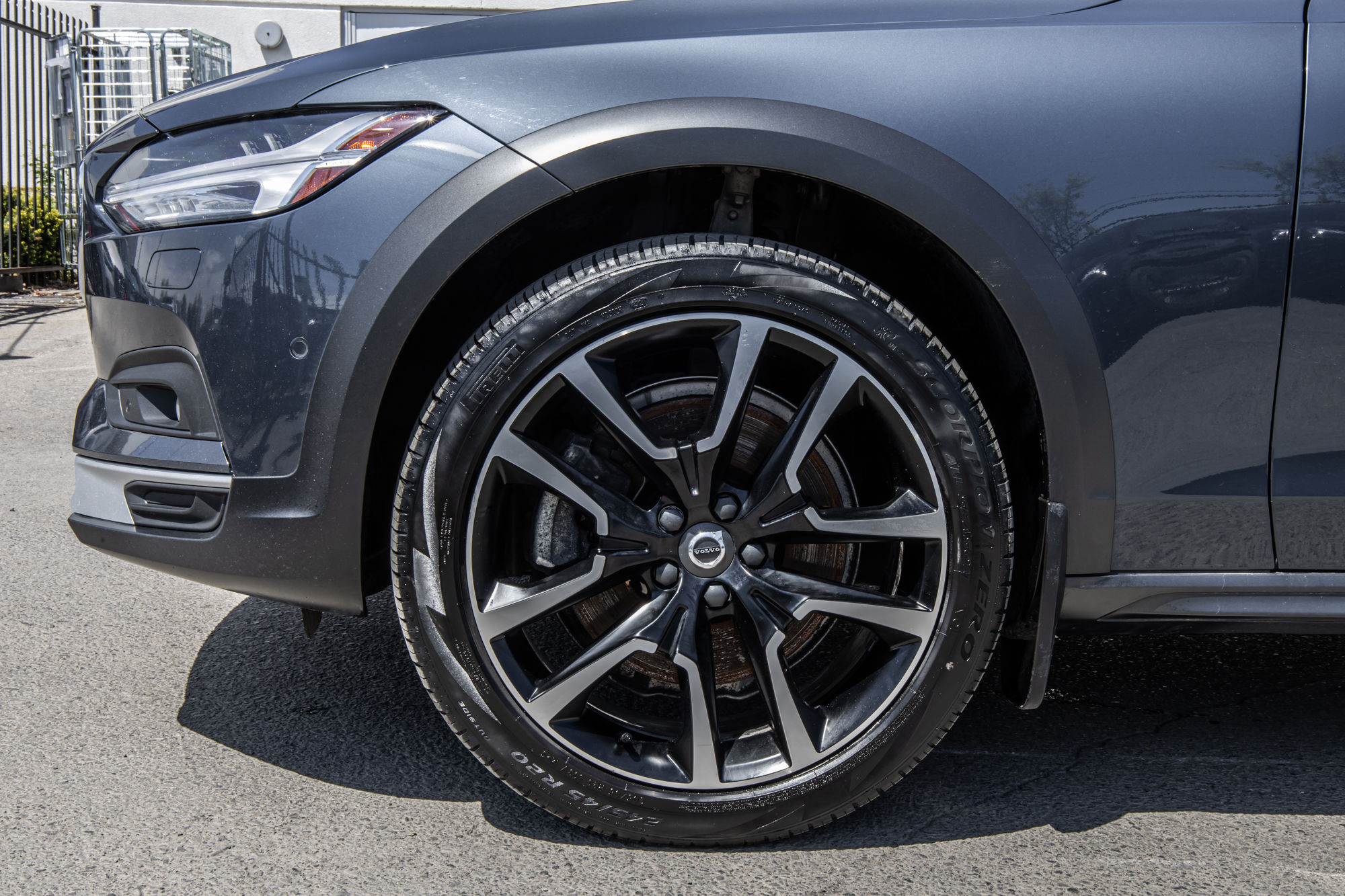2022 Volvo V90 Cross Country in Pointe-Claire, Quebec
