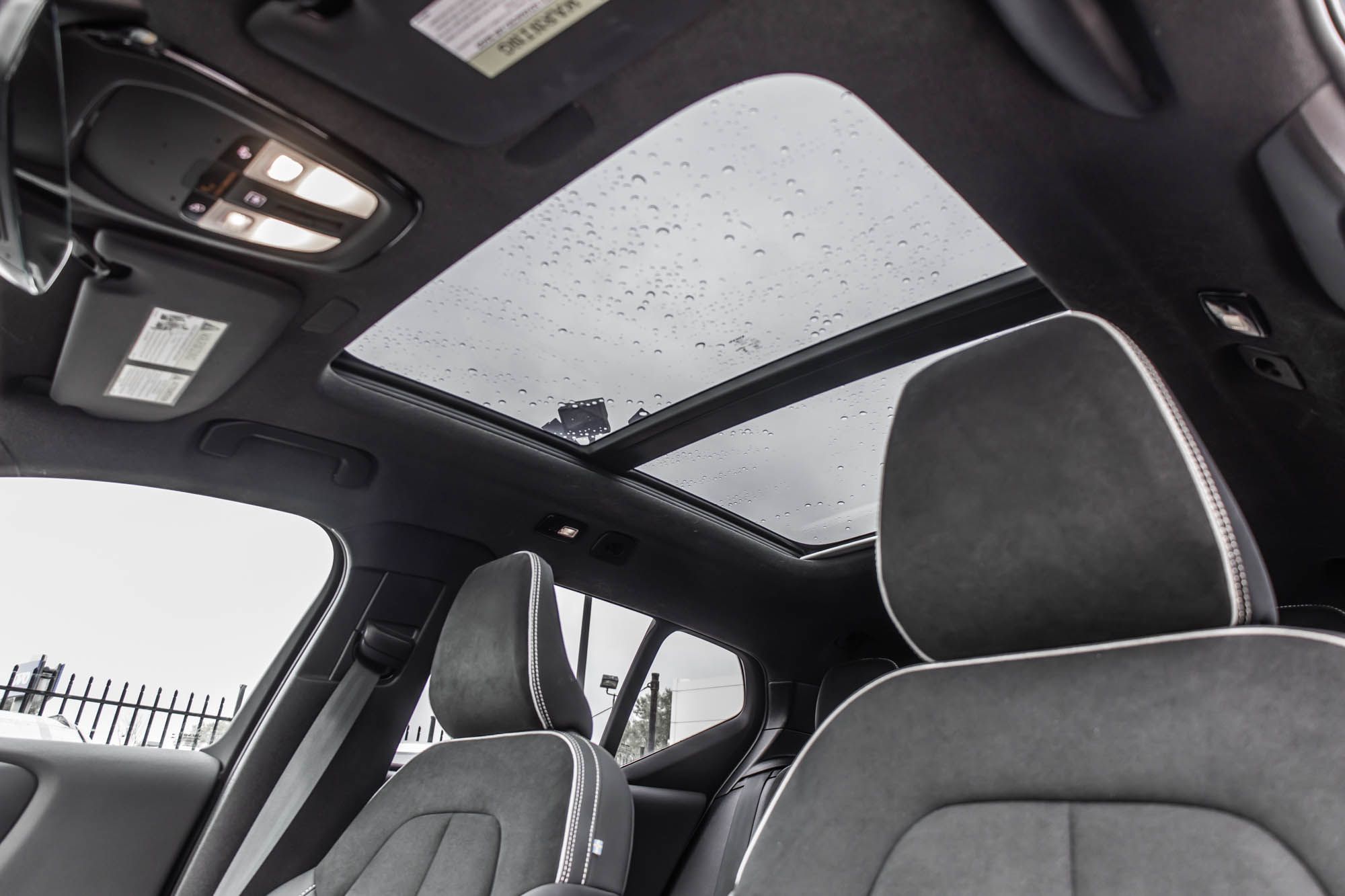 2024 Volvo XC40 Recharge Pure Electric in Pointe-Claire, Quebec