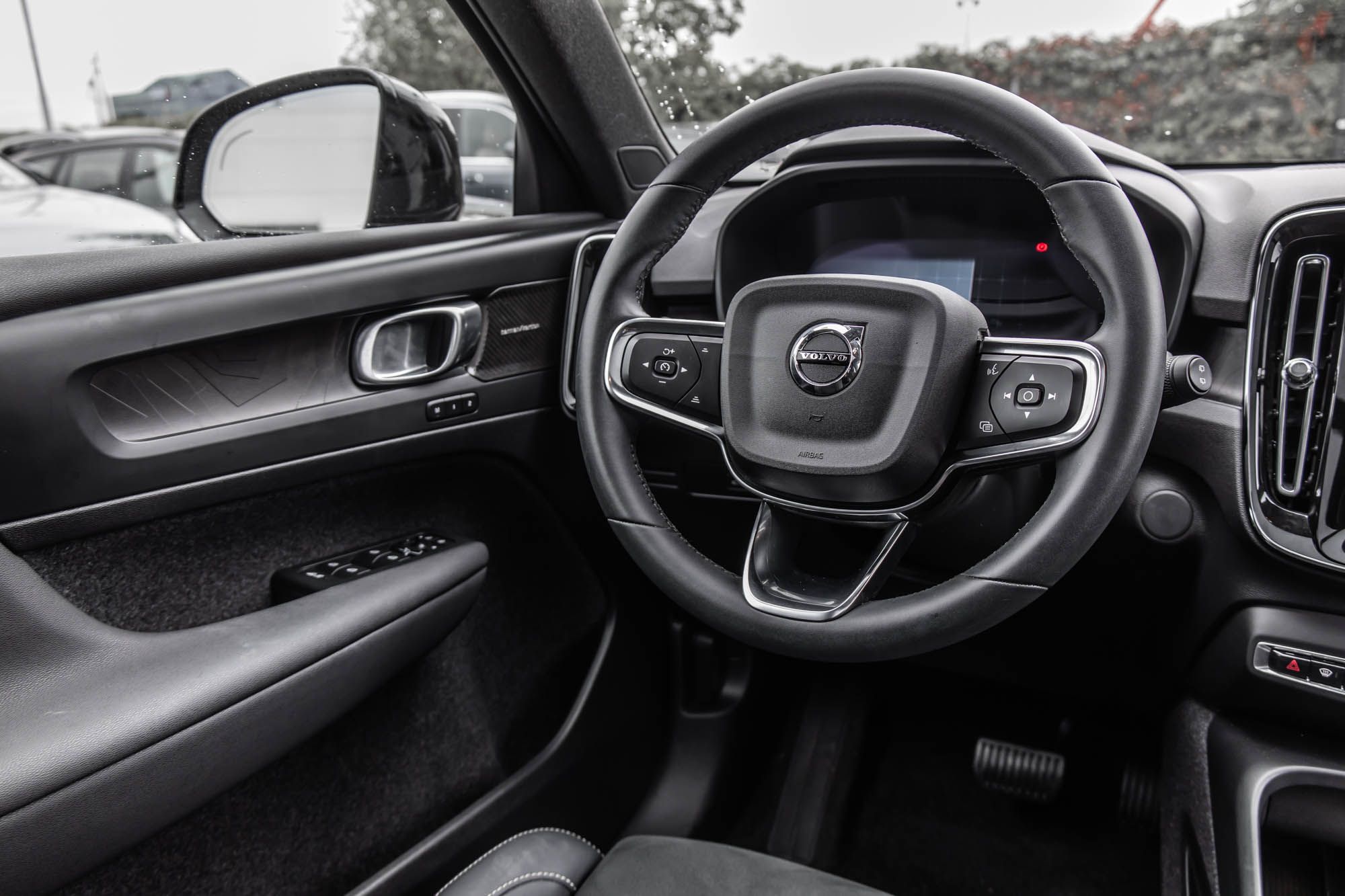 2024 Volvo XC40 Recharge Pure Electric in Pointe-Claire, Quebec